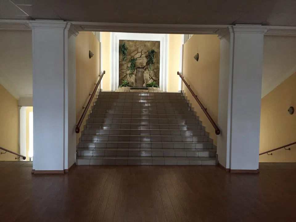 Классический офис с лестницами, фото 2