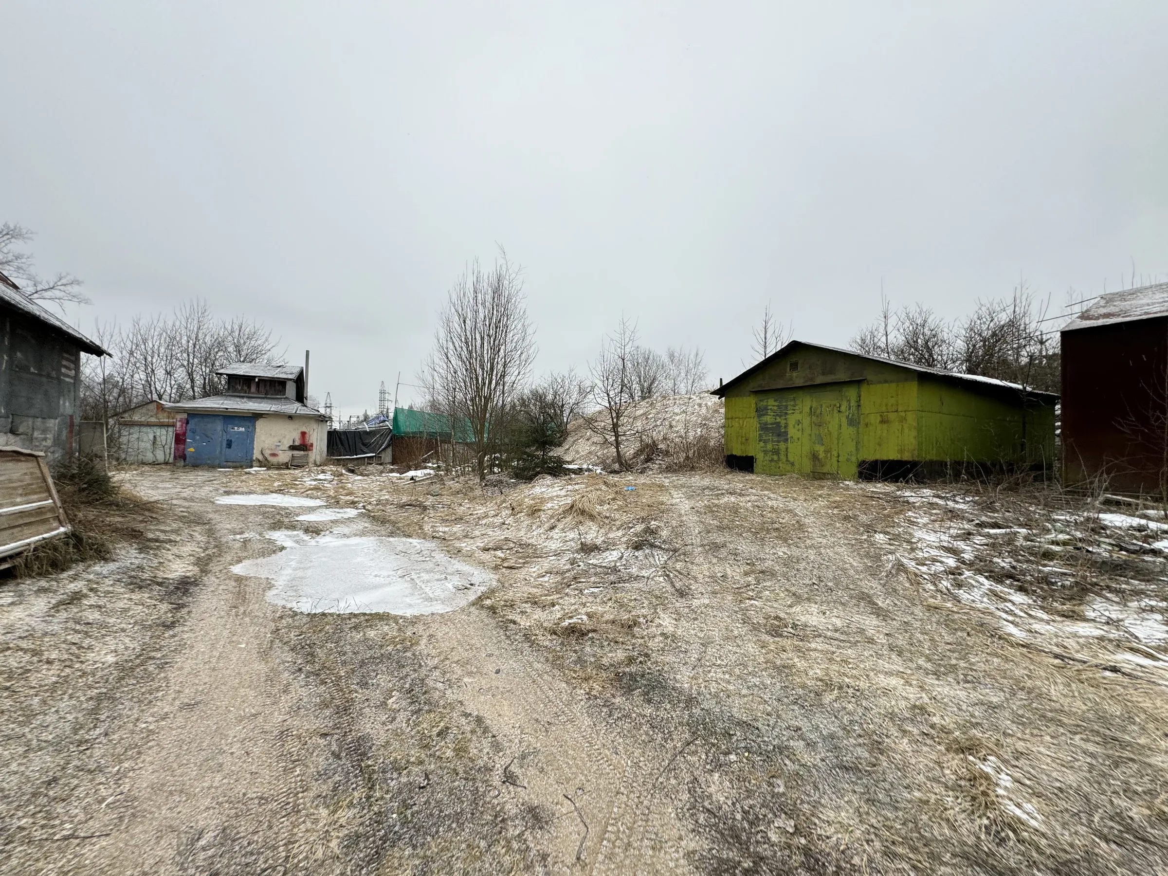 Заброшенная заводская улица, фото 7