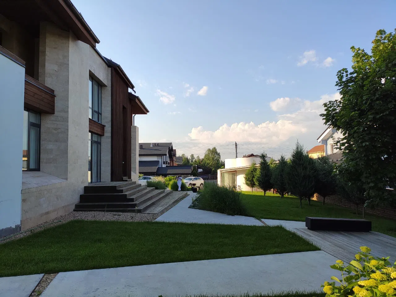 Дом с деревянным декором, фото 5