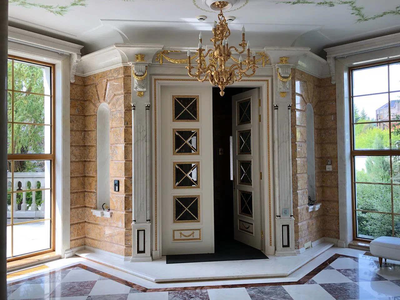 Парадный особняк с башенкой, фото 7