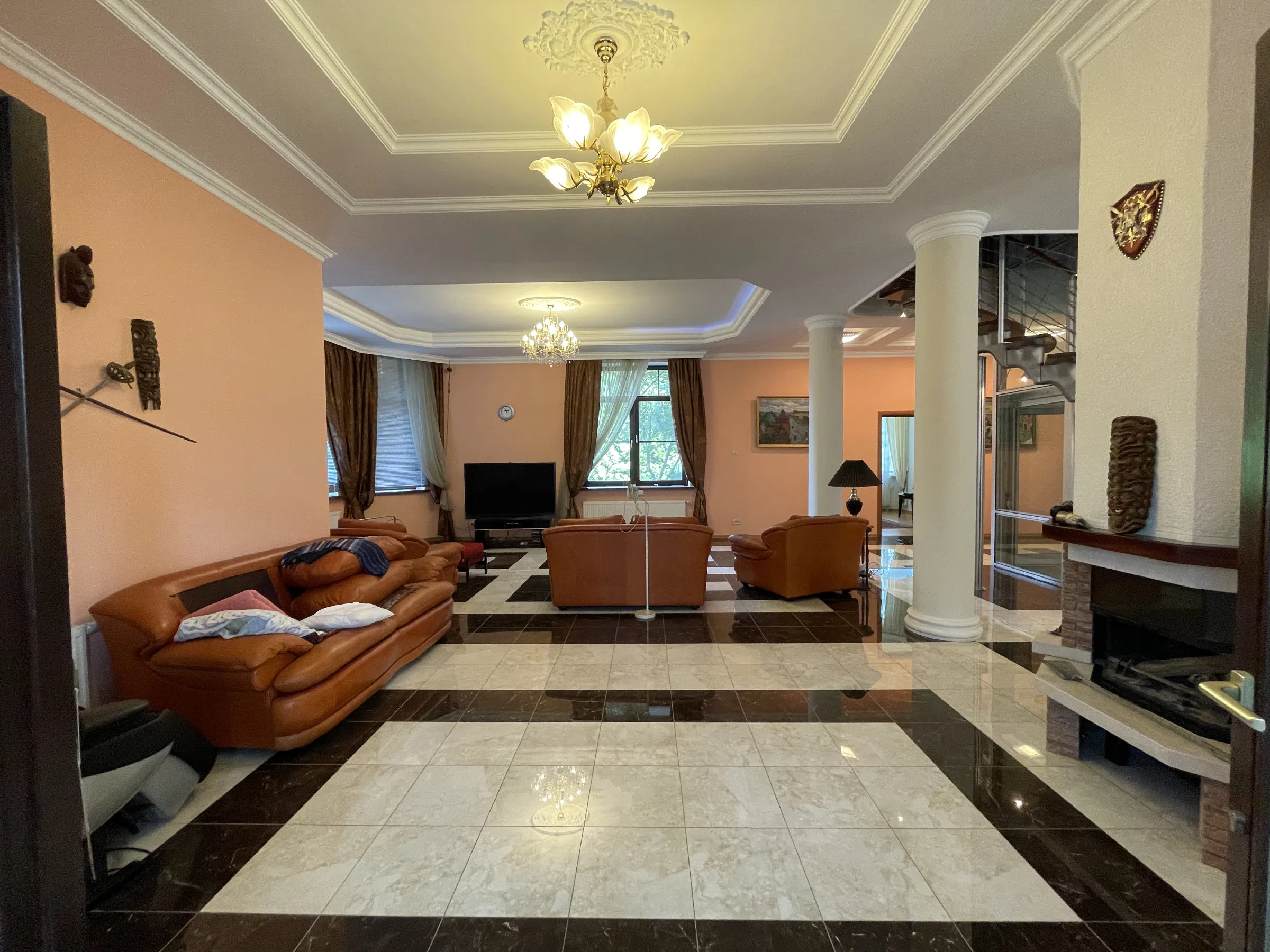 Дом с верандой и туями, фото 20