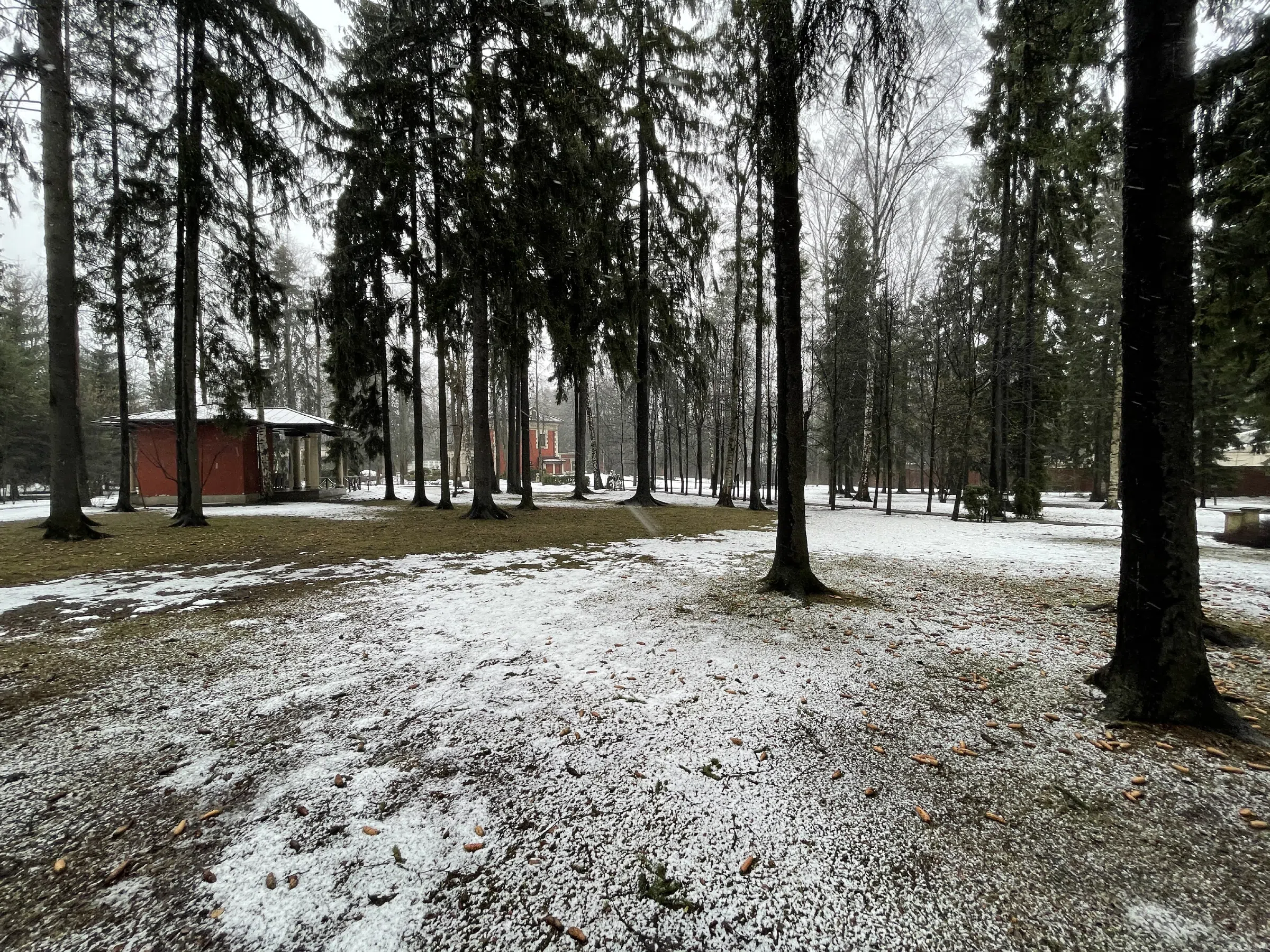 Красный особняк с арками, фото 23