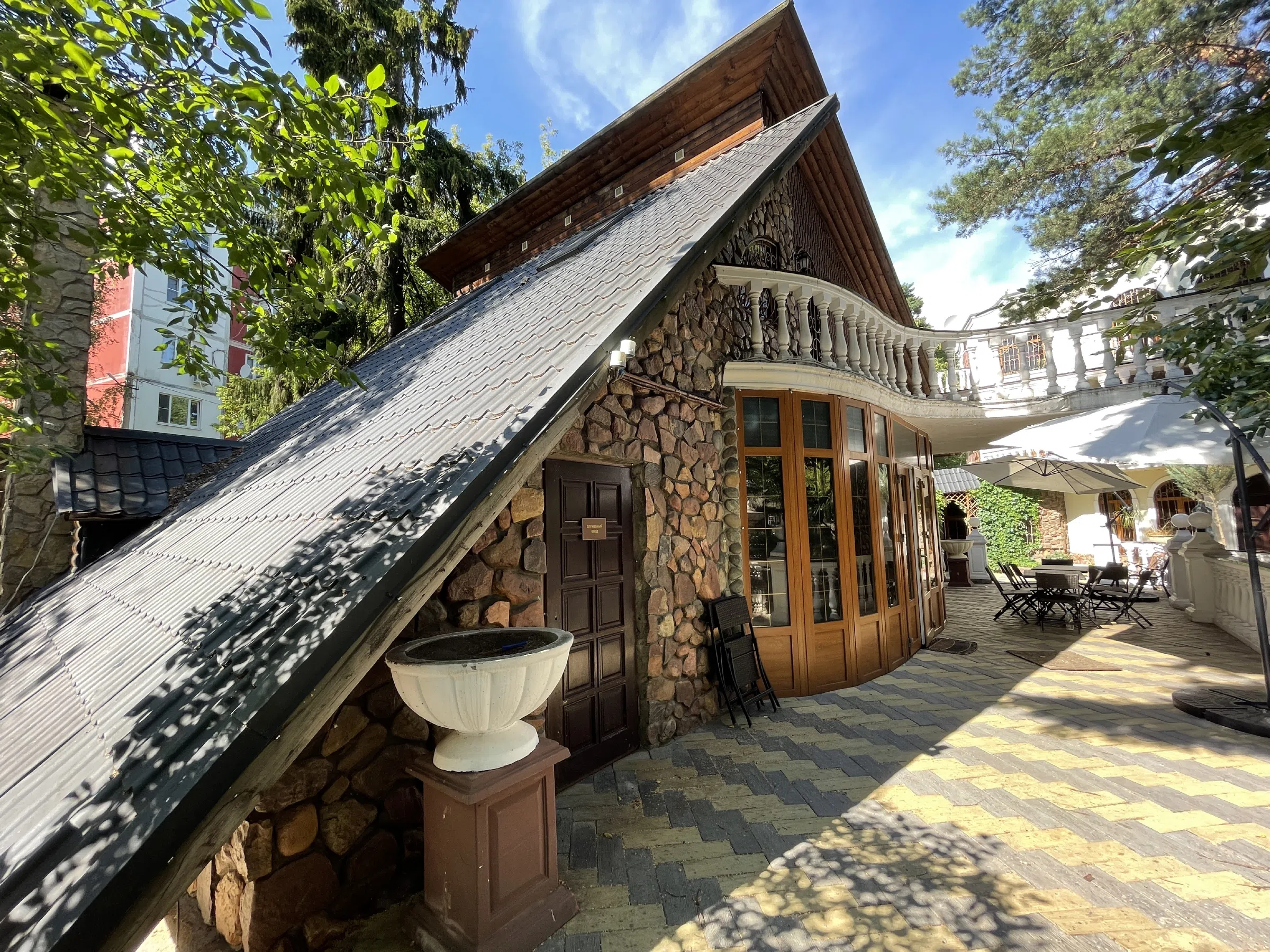 Классическая вилла в саду, фото 16