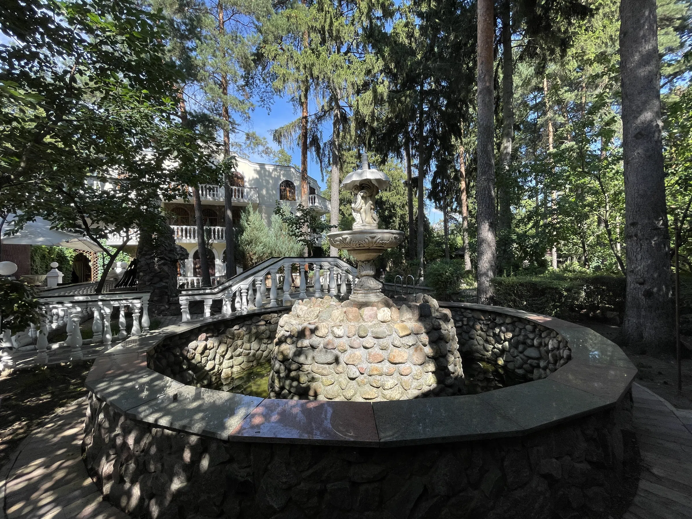 Классическая вилла в саду, фото 15
