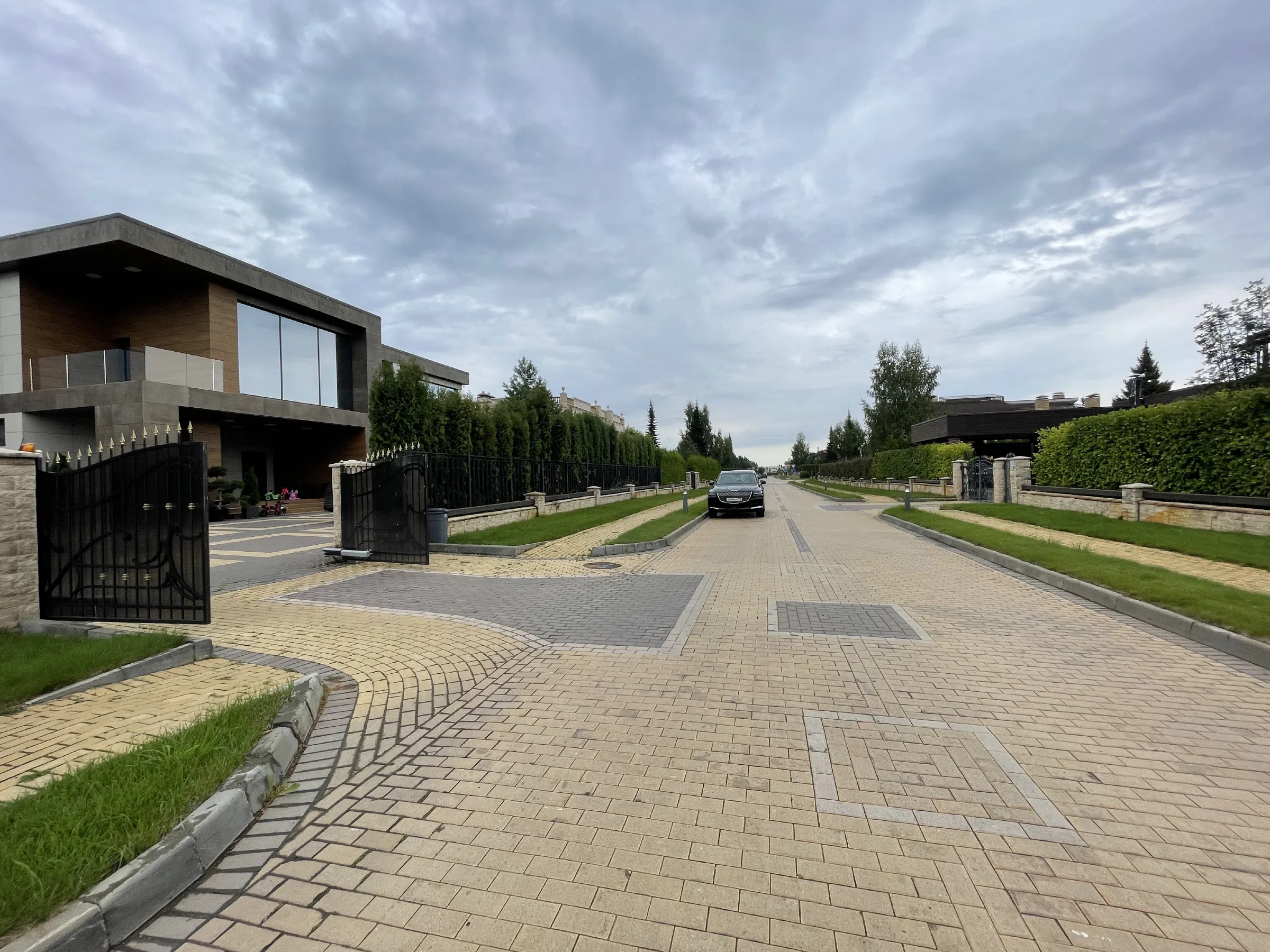 Загородный дом с прозрачной лестницей, фото 20
