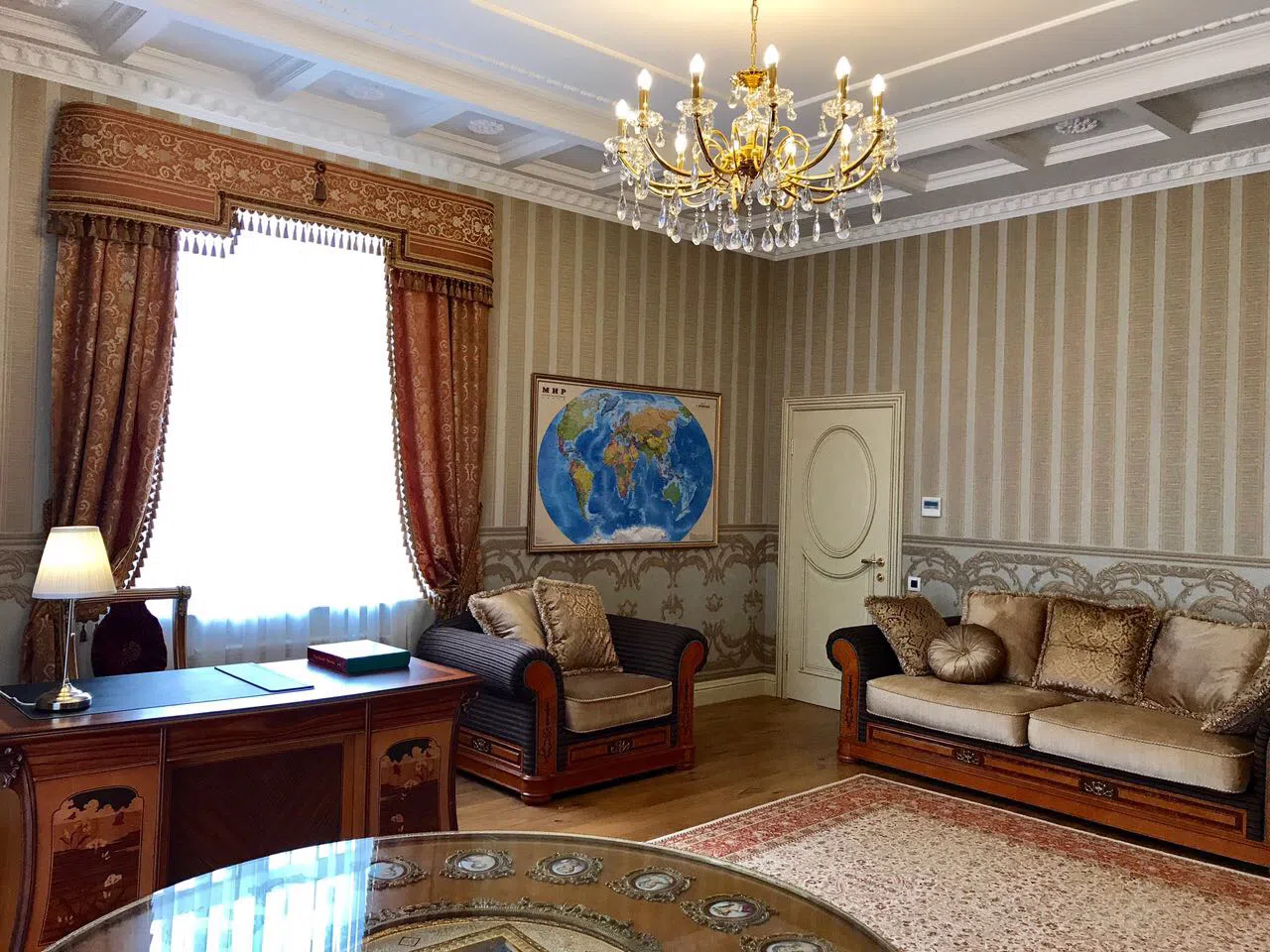 Круглый фасад в стиле барокко, фото 17