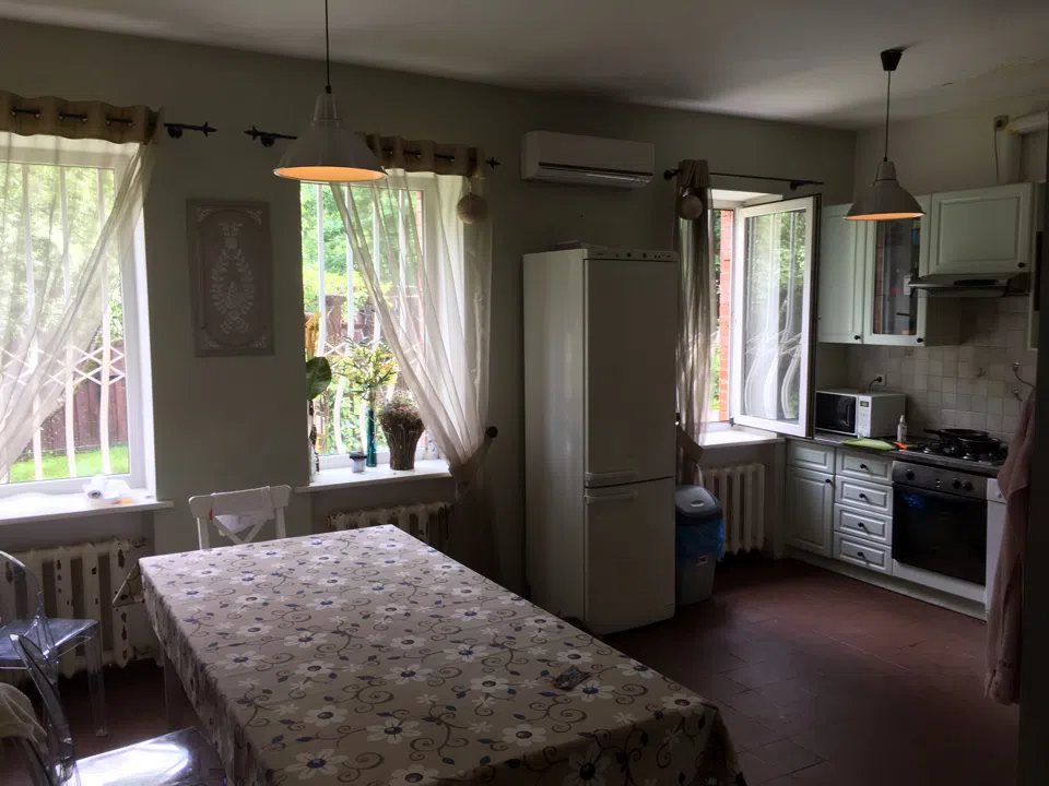 Дача в лесу с бассейном, фото 17