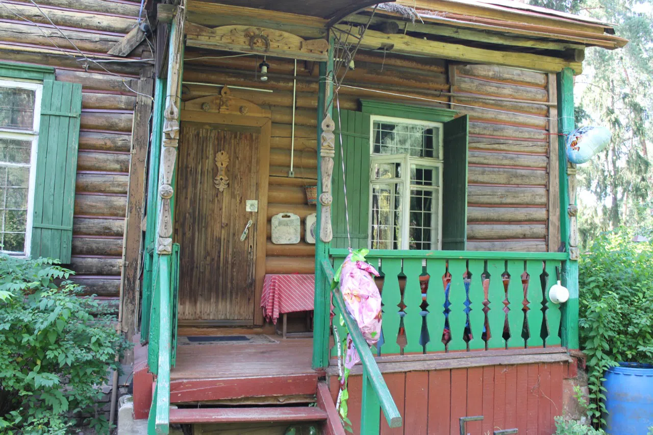 Резная дача в чаще, фото 2