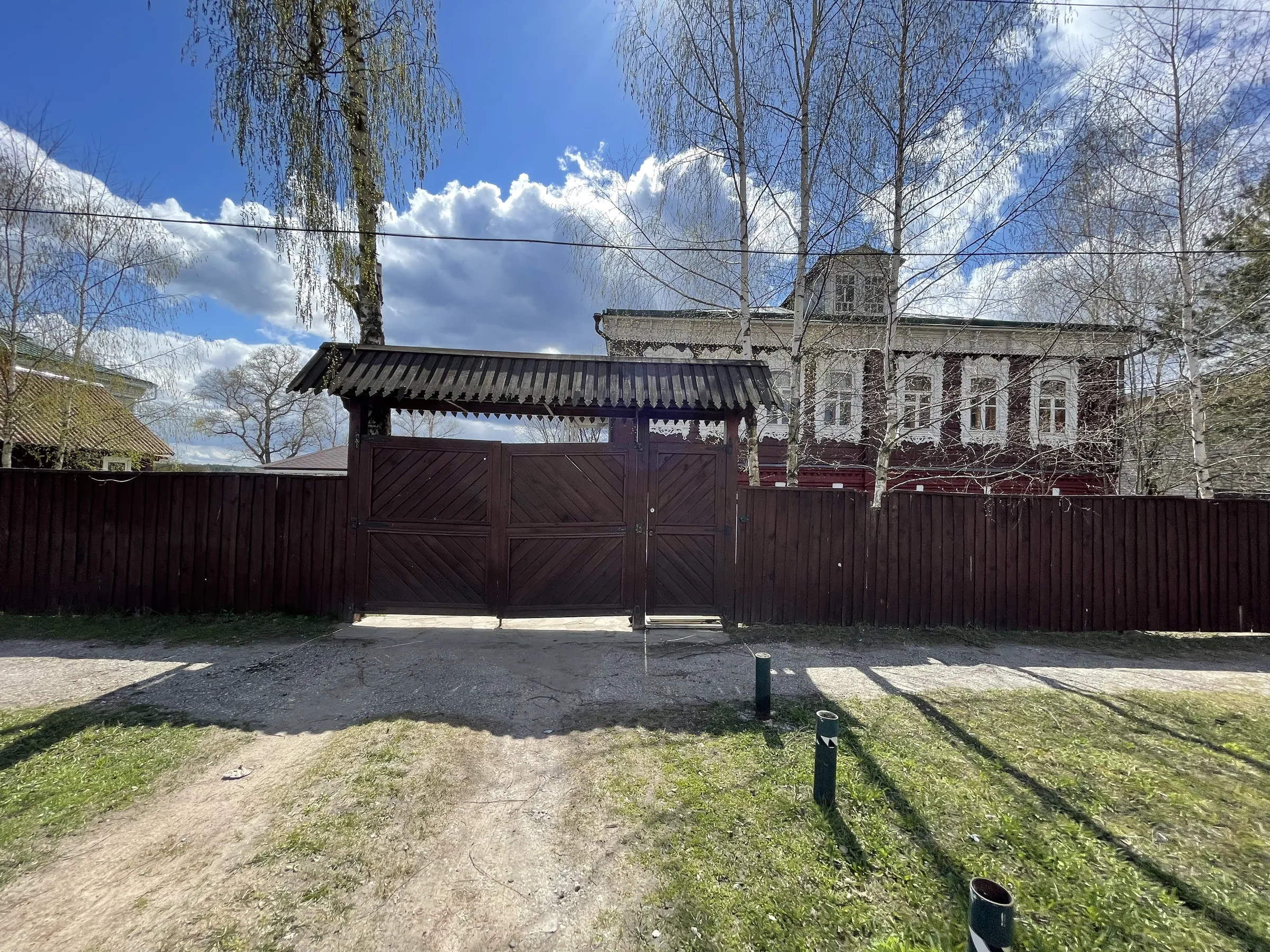 Резной дом в лесу, фото 2