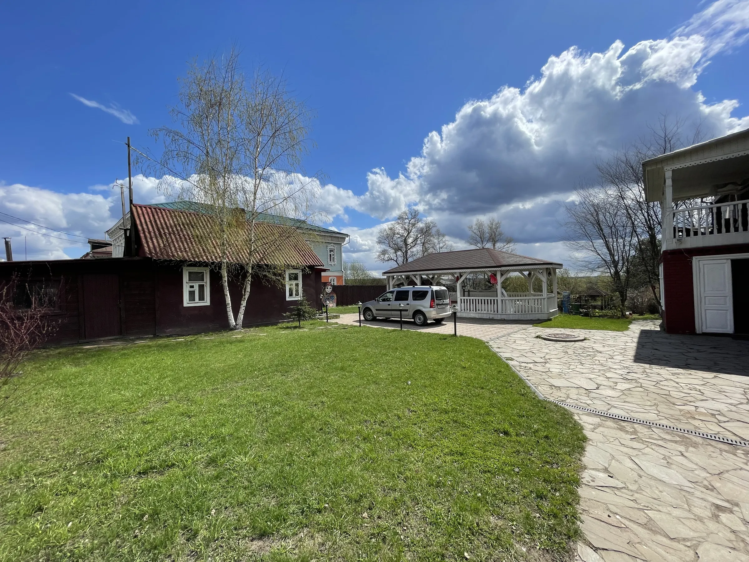 Резной дом в лесу, фото 5