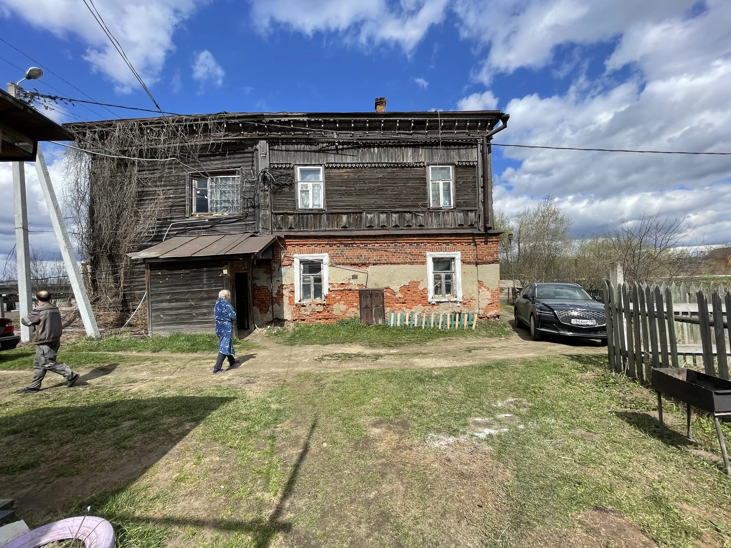 Резной дом с цоколем, фото 6