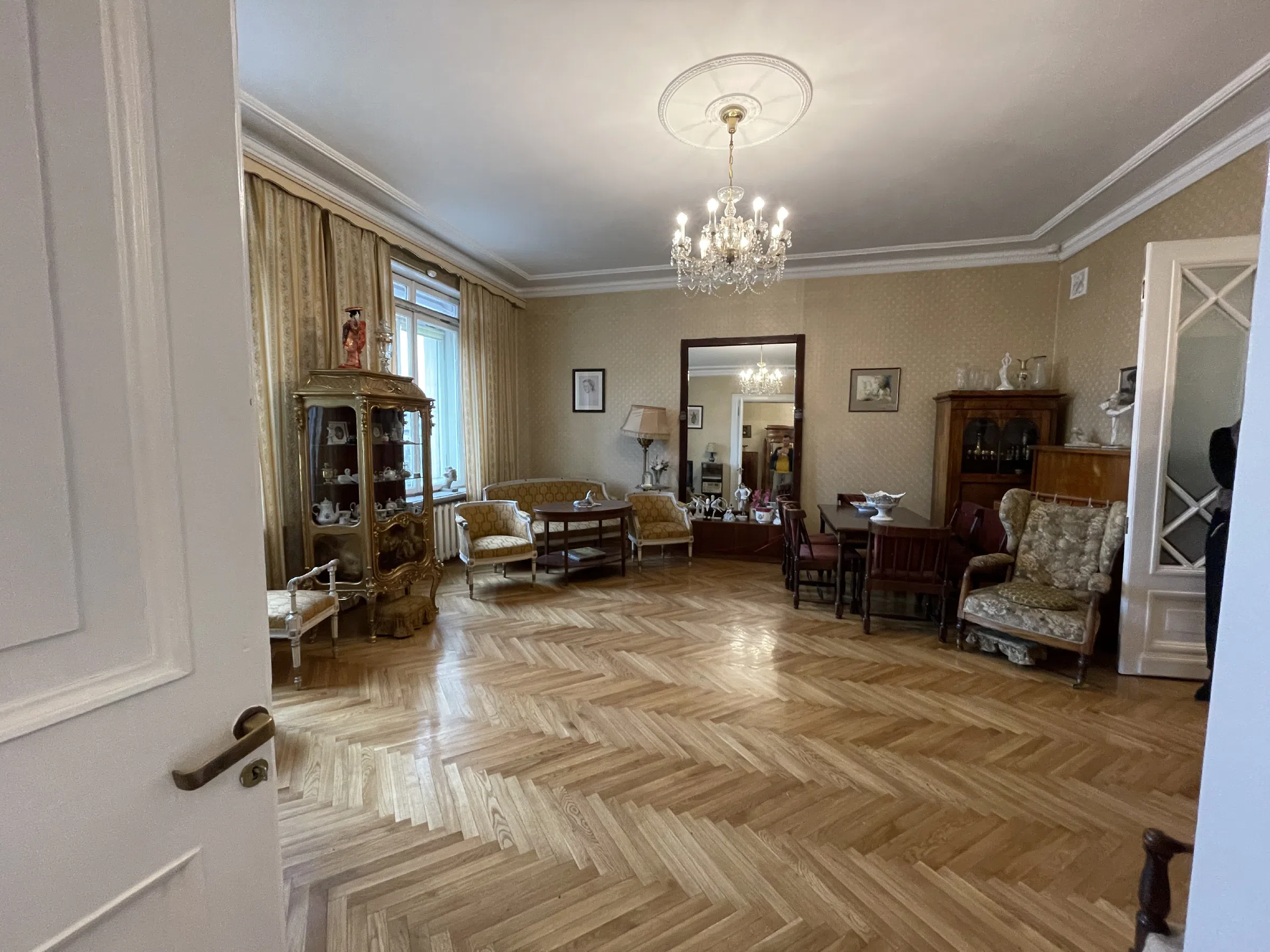 Паркинг сталинской высотки, фото 10