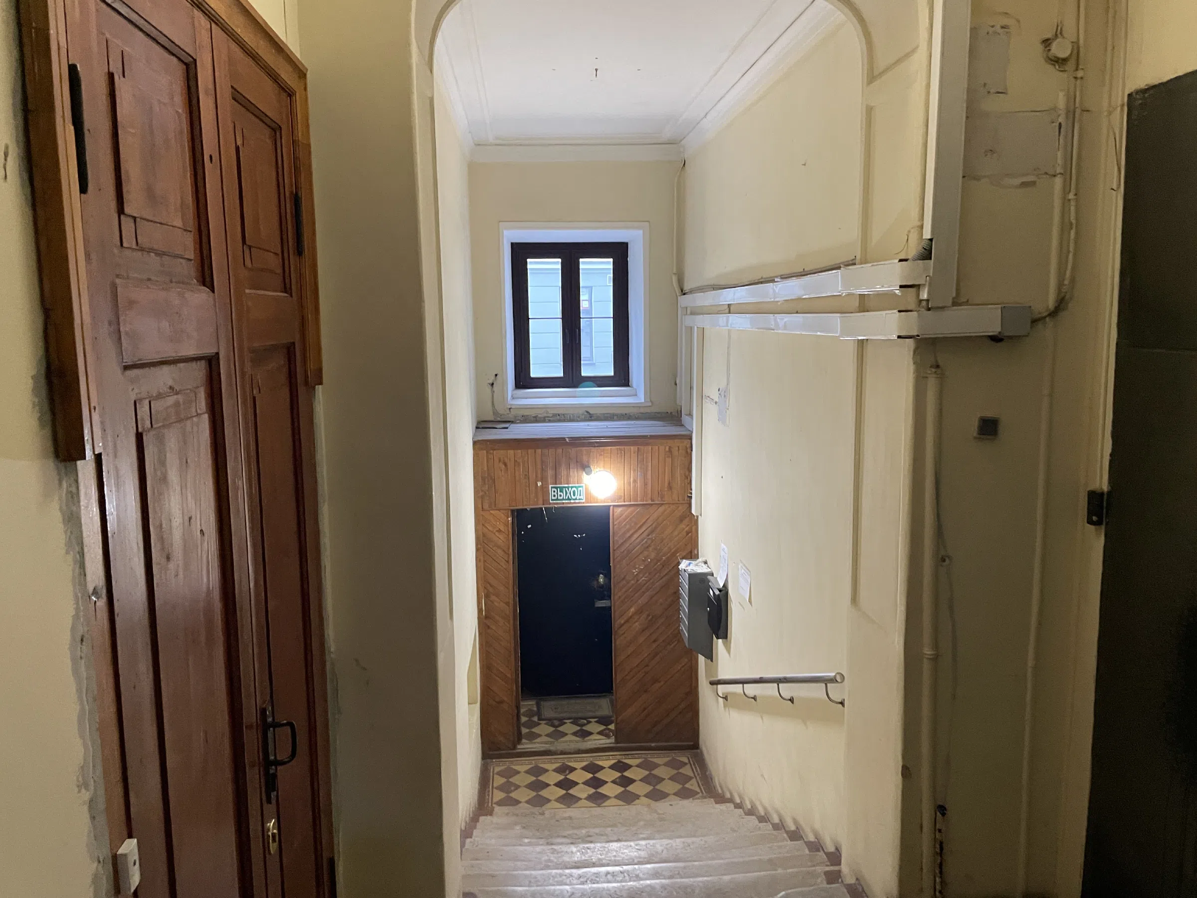 Квартира с угловыми дверями, фото 1