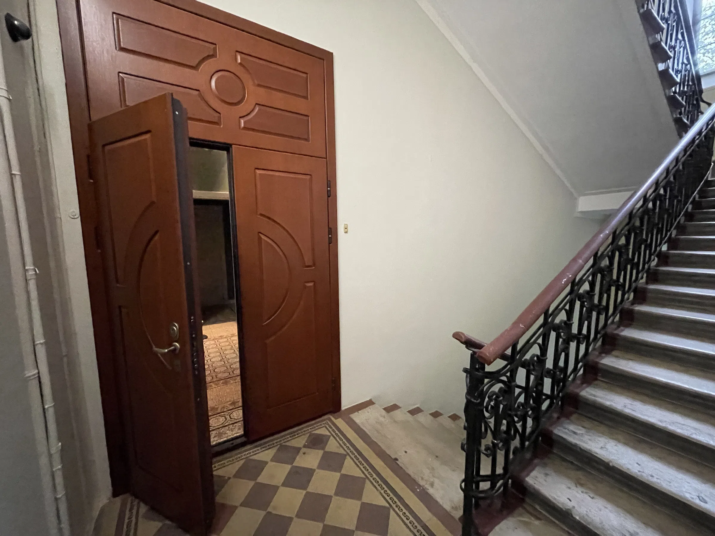 Квартира с угловыми дверями, фото 4