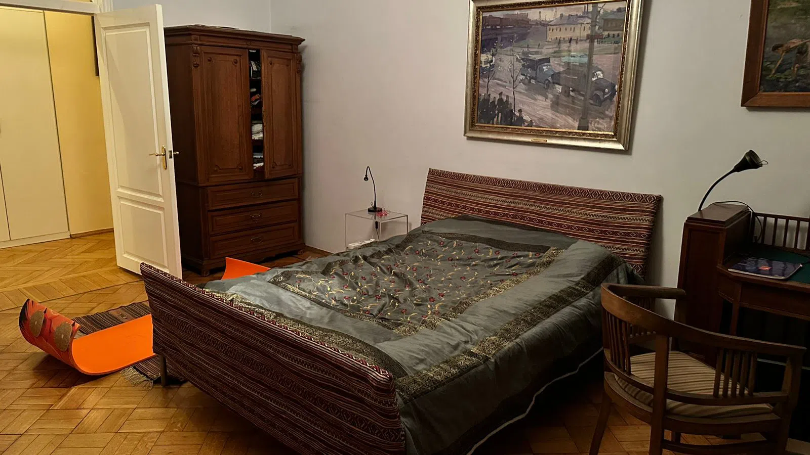 Изумрудная сталинка с эркером, фото 11