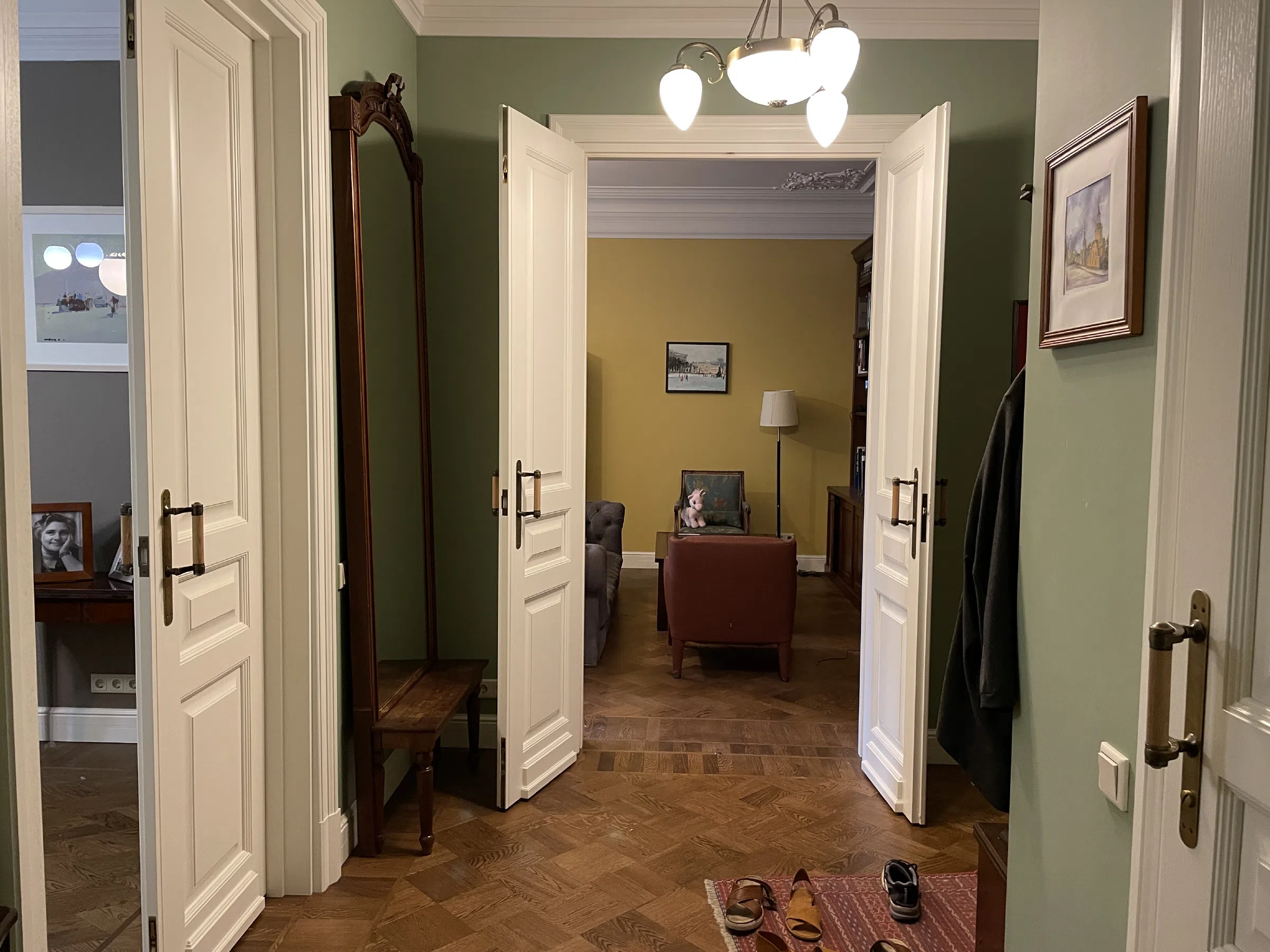 Квартира с массивными дверями, фото 17