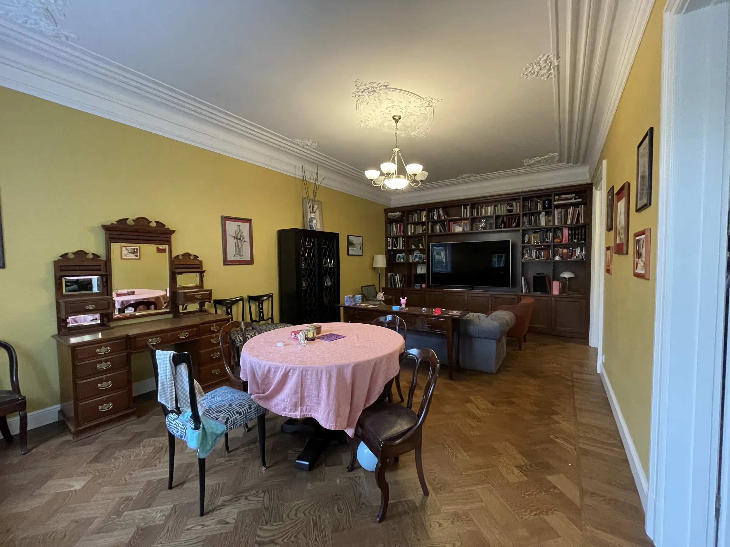 Квартира с массивными дверями, фото 14