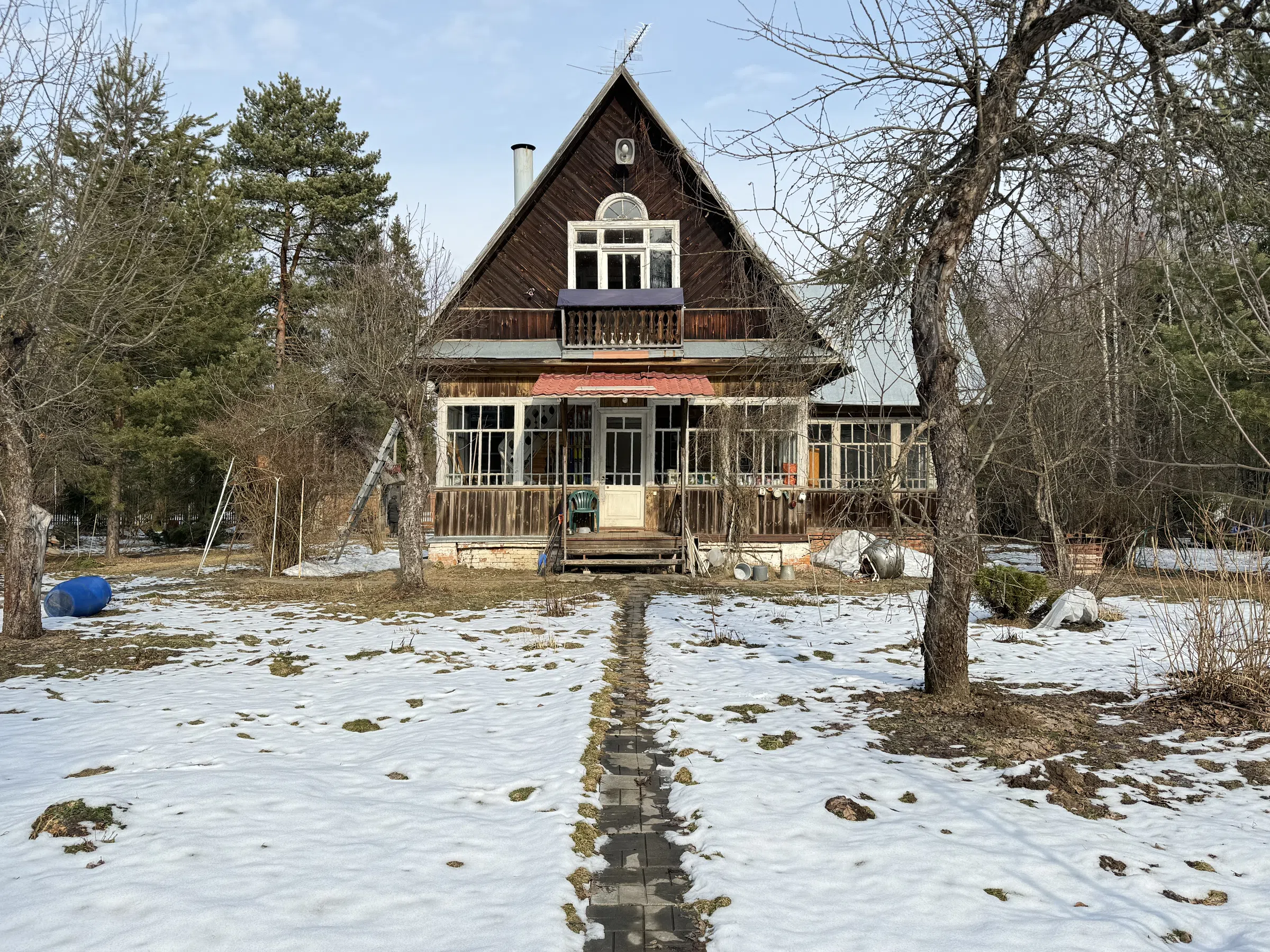 Резной терем в лесу, фото 18