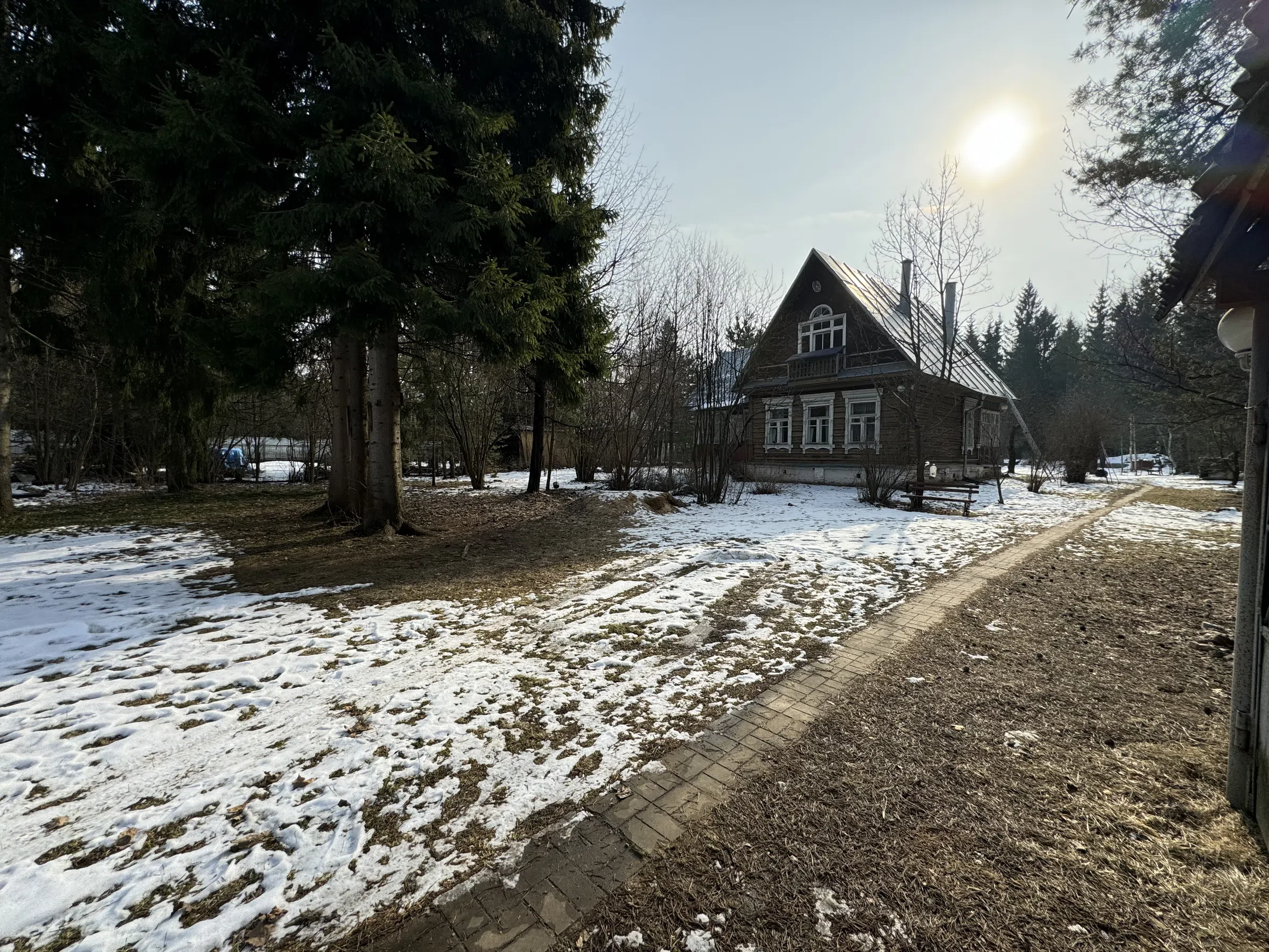 Резной терем в лесу, фото 6