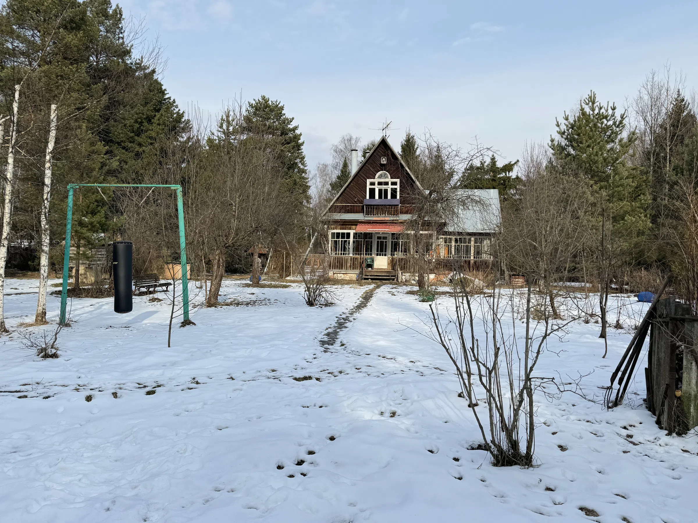 Резной терем в лесу, фото 21