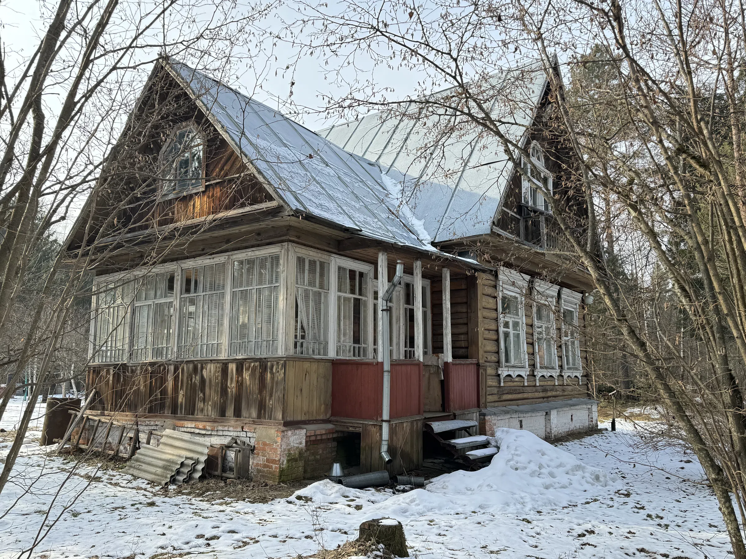 Резной терем в лесу, фото 11