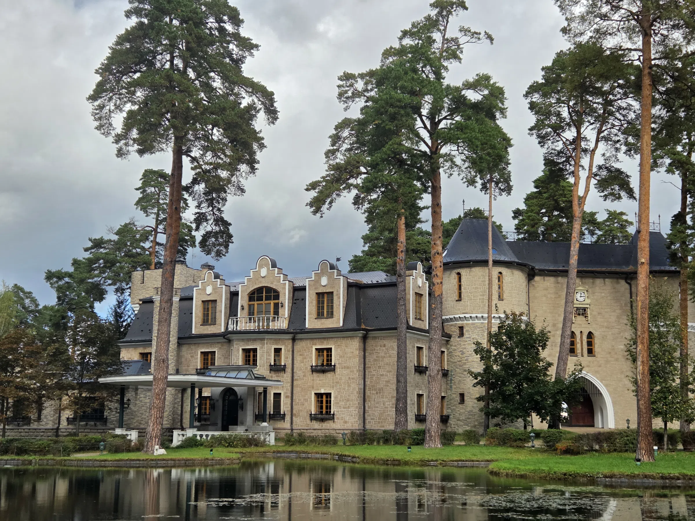 Усадьба у озера среди сосен, фото 7