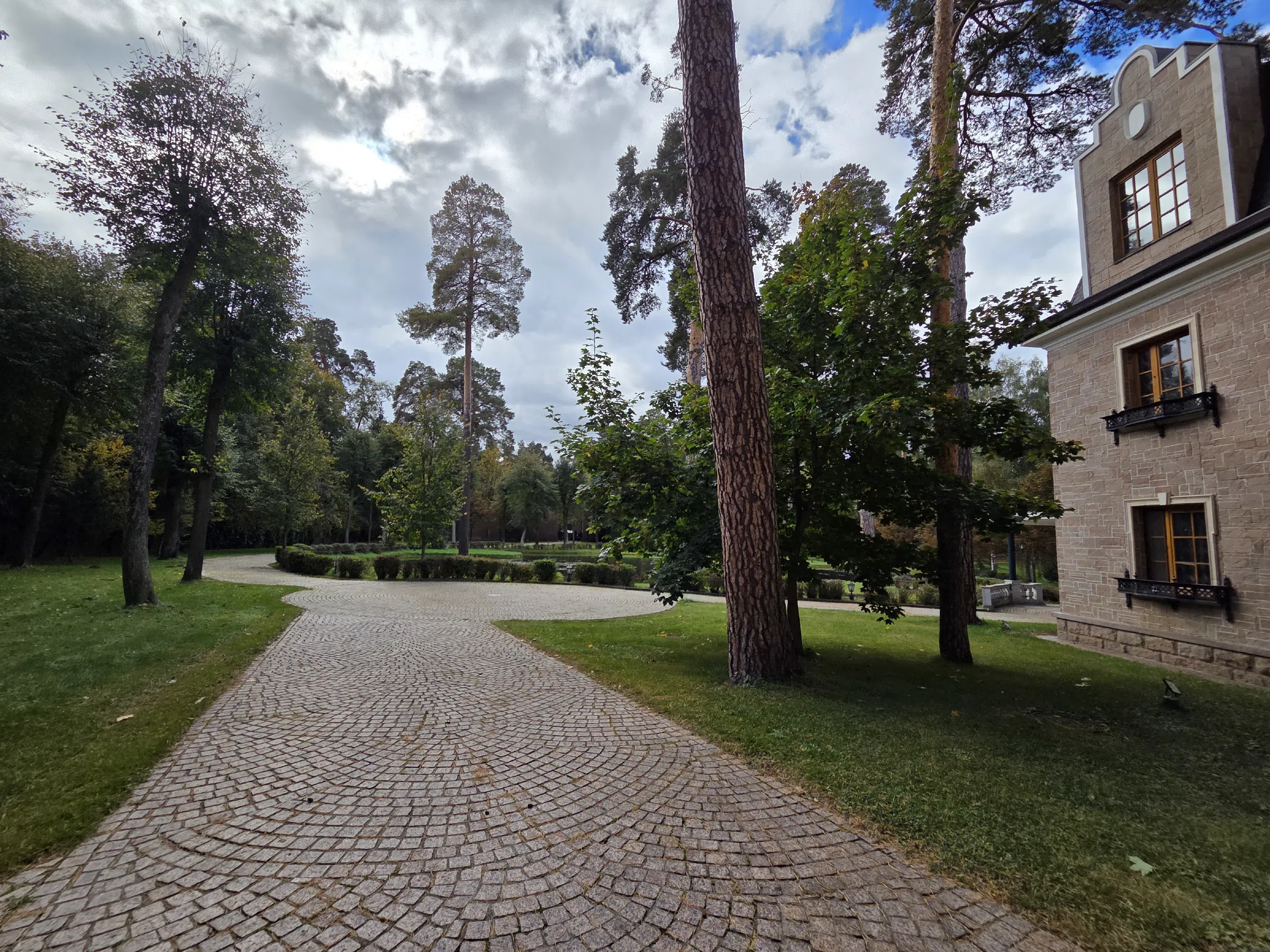 Усадьба у озера среди сосен, фото 15