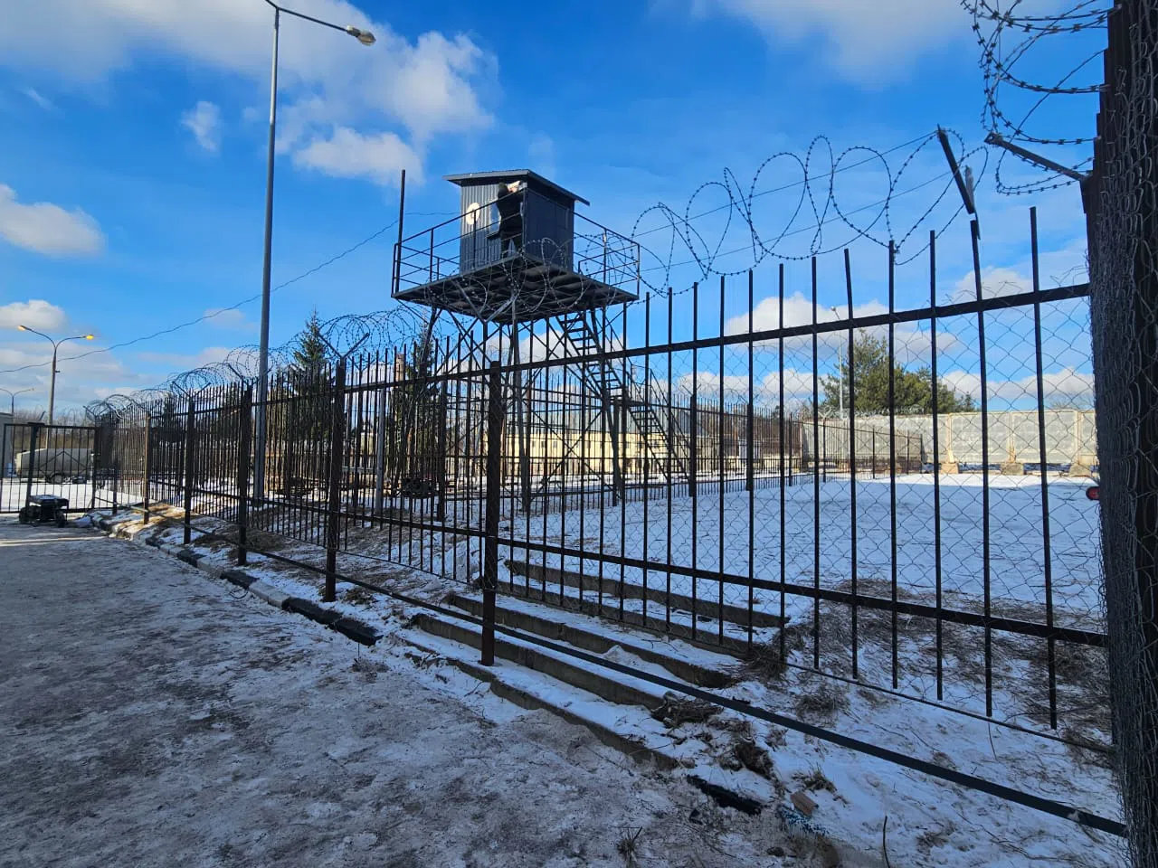 Тюрьма брутализм промзона, фото 3