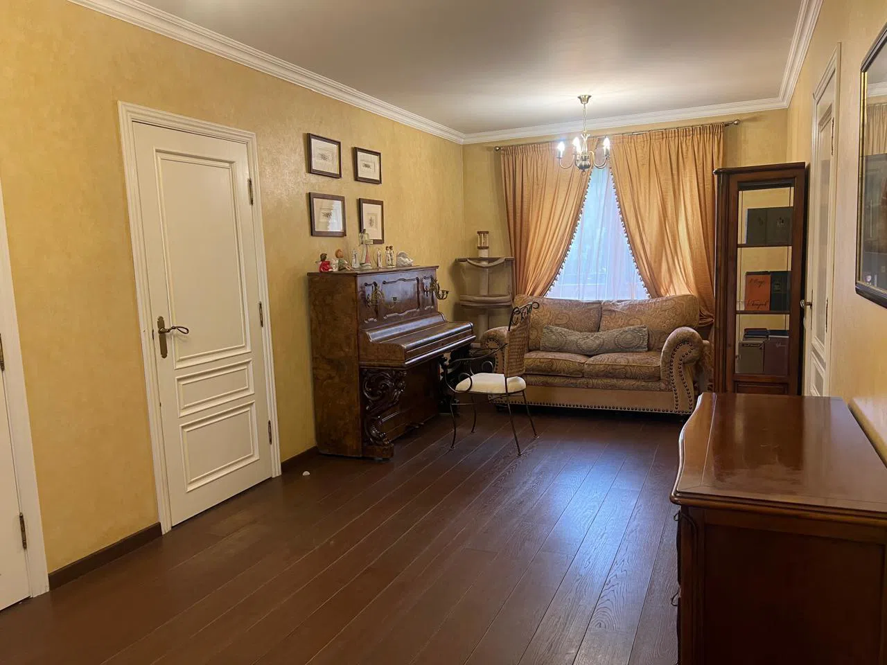Дом с прудом и бассейном, фото 20