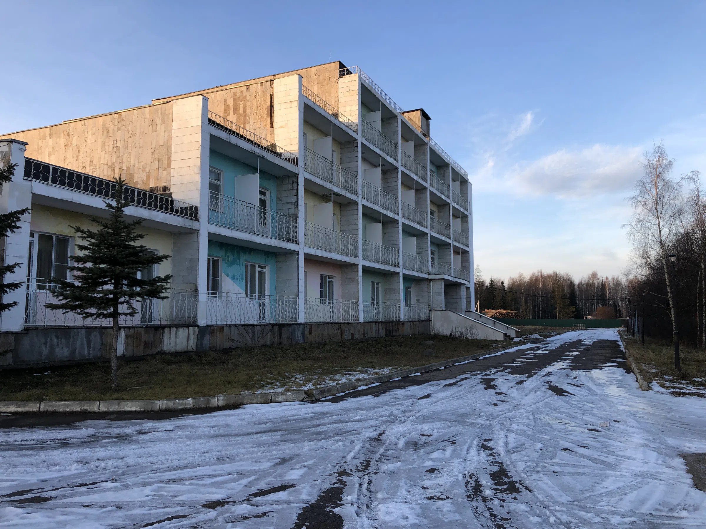 Заброшенный санаторий, фото 3