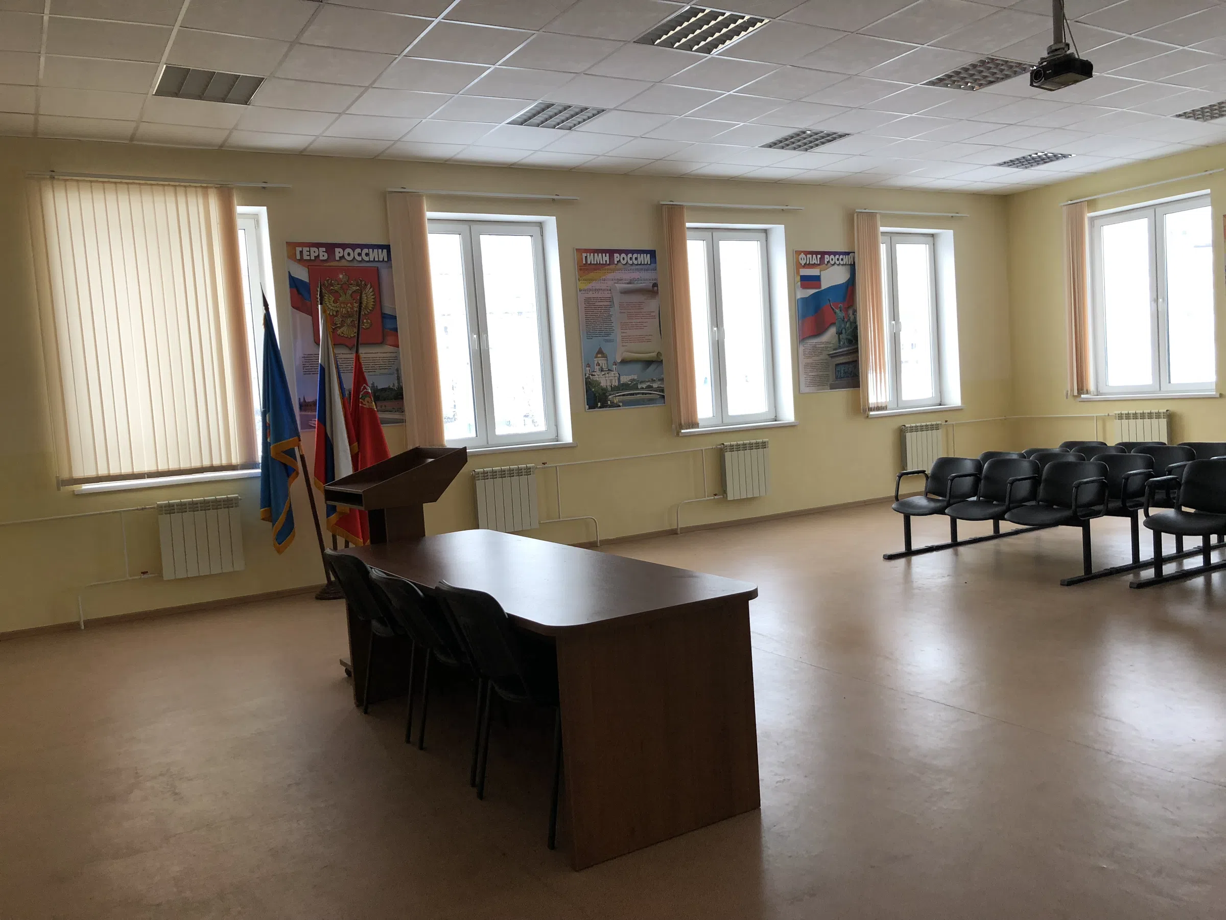 Рабочий офис с коридорами, фото 23