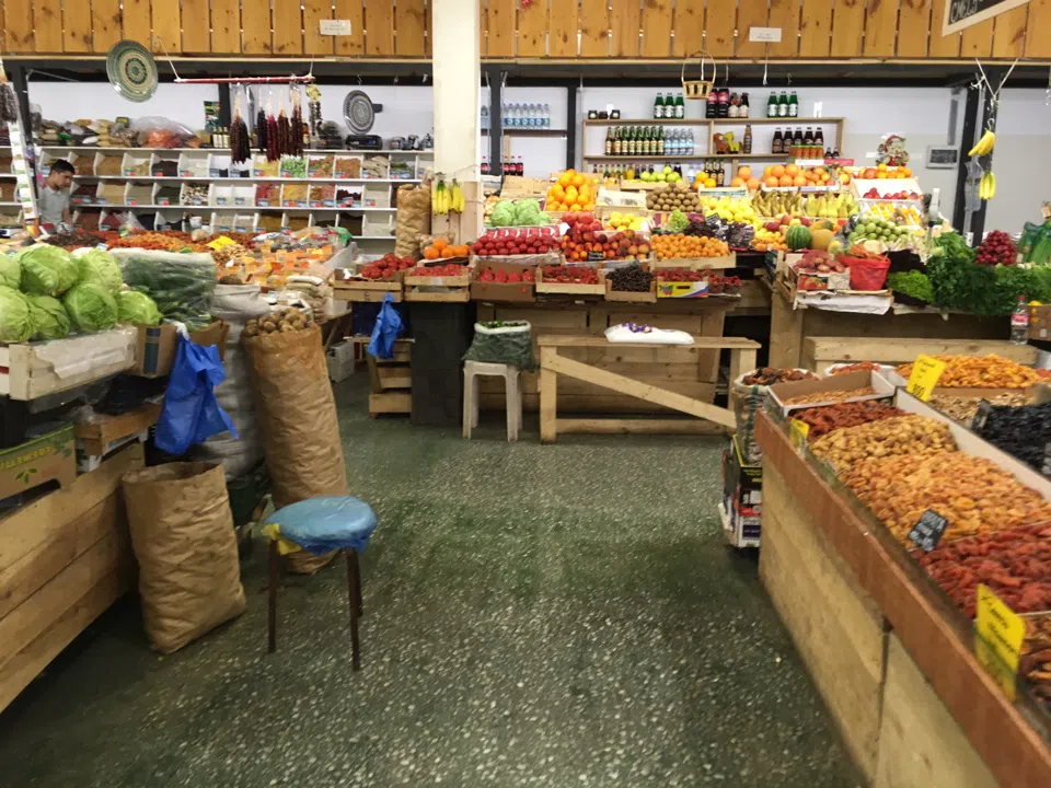 Рынок с продуктовыми рядами, фото 5