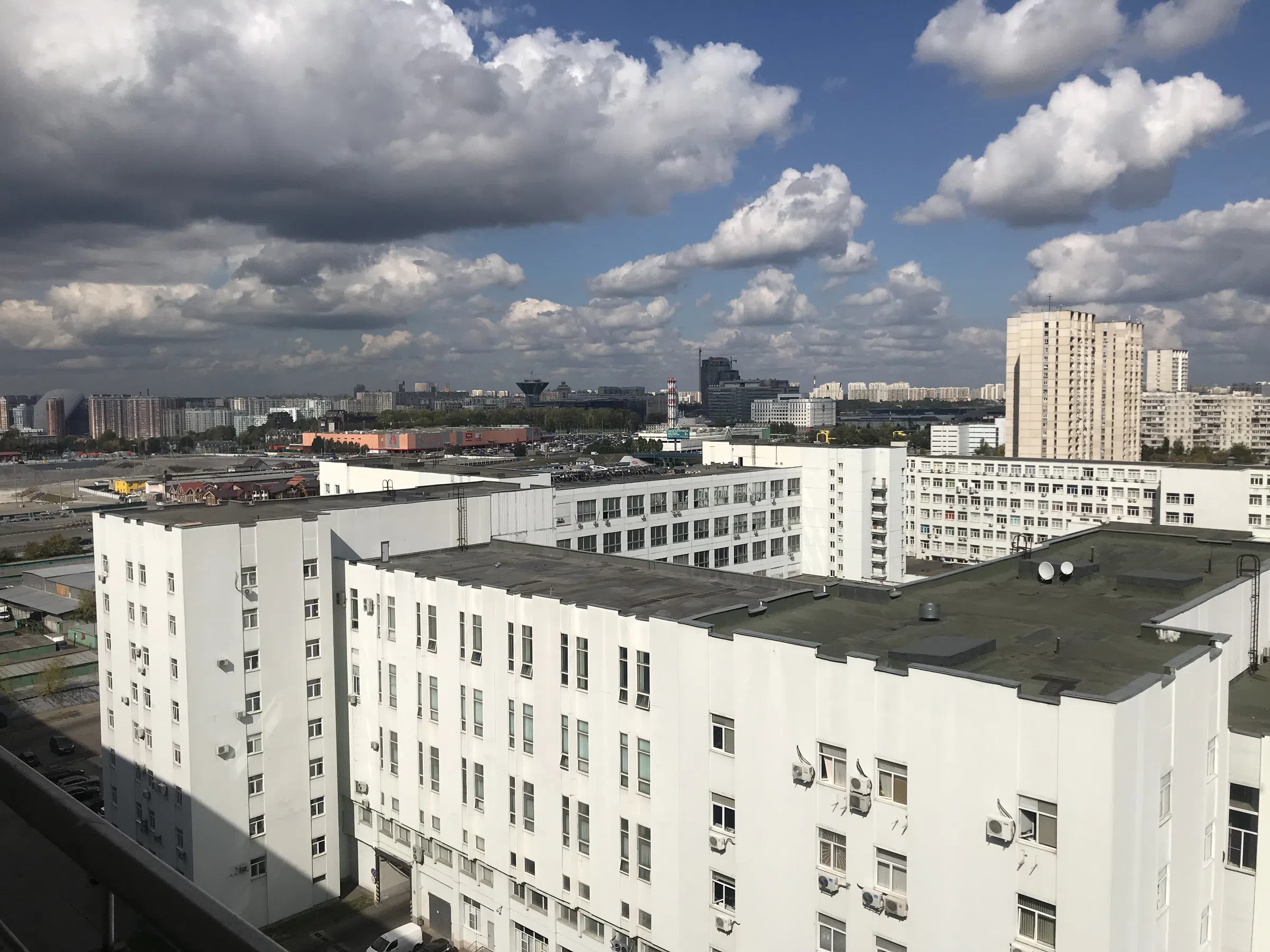 Крыша с панорамой города, фото 19