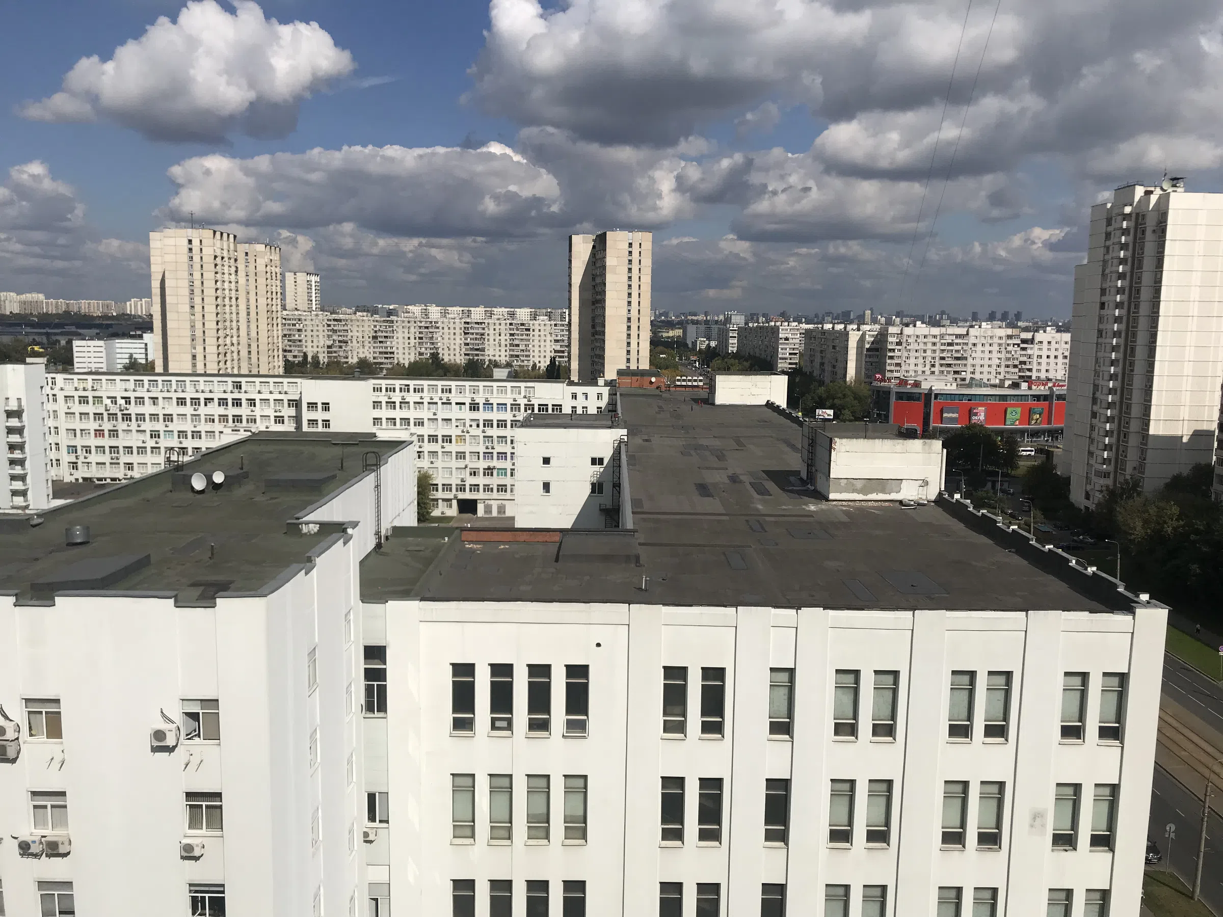 Крыша с панорамой города, фото 17