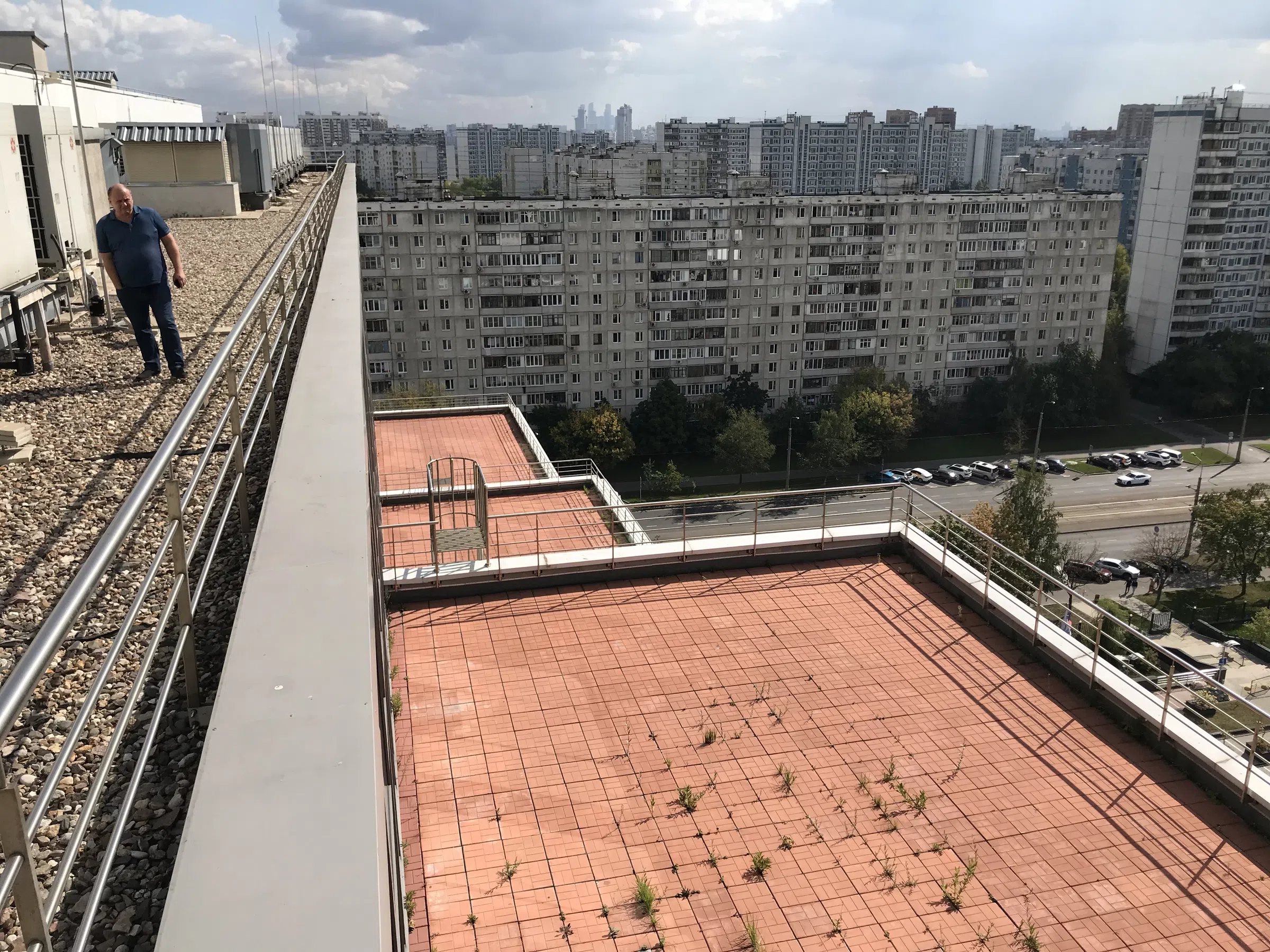 Крыша с панорамой города, фото 14