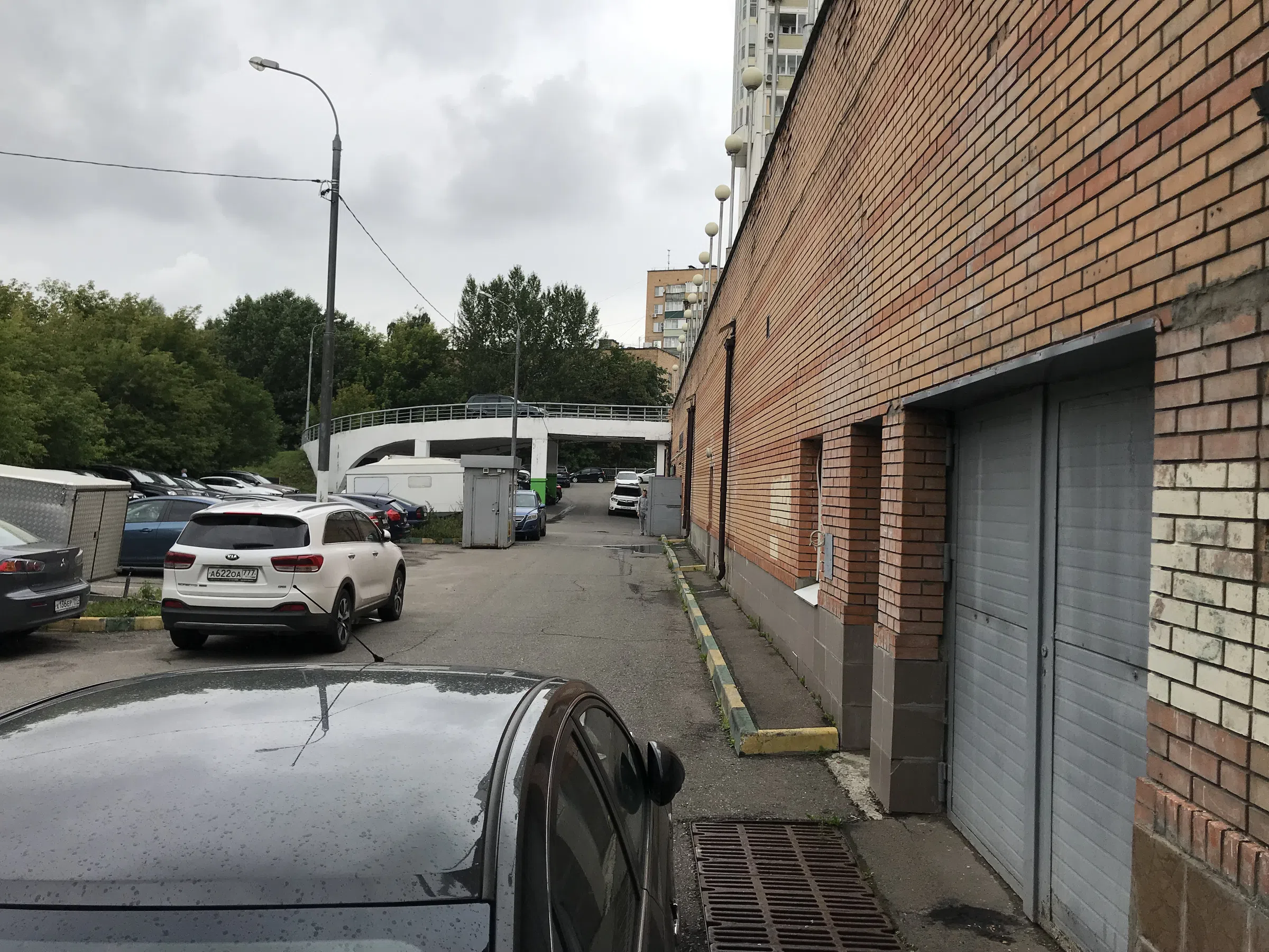 Парковка у многоэтажки, фото 19