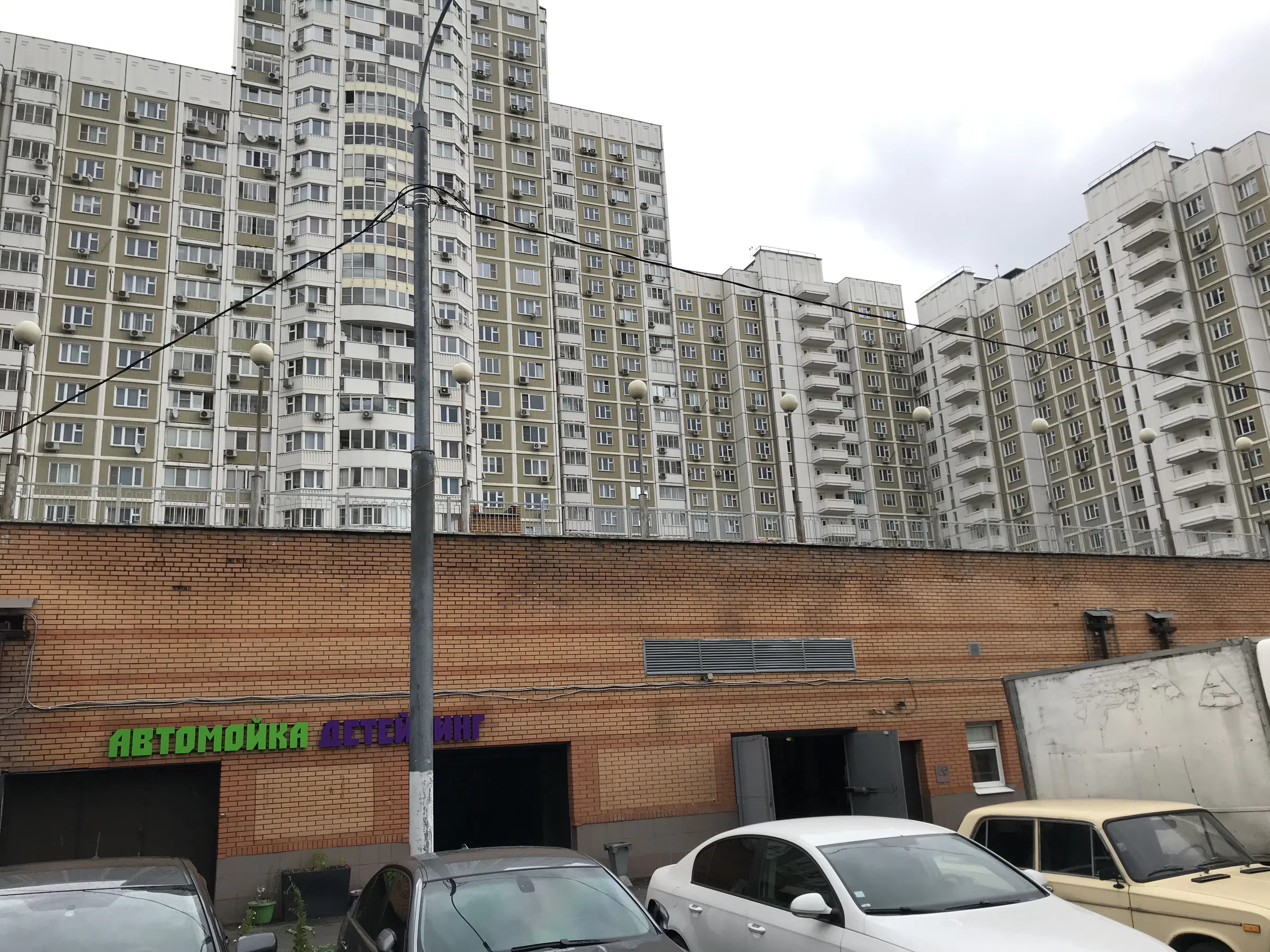 Парковка у многоэтажки, фото 22