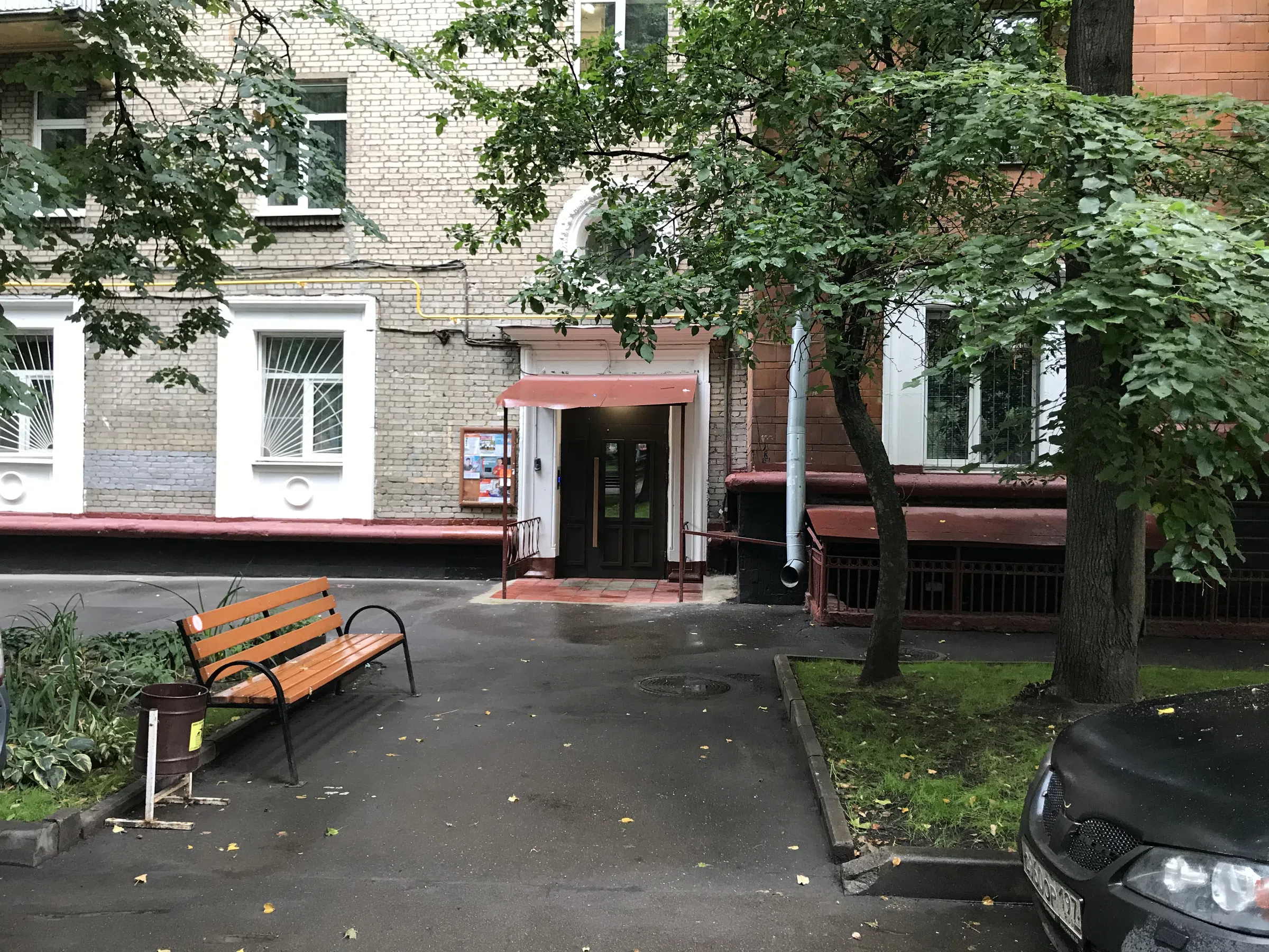 Сталинка с круглым окном, фото 3