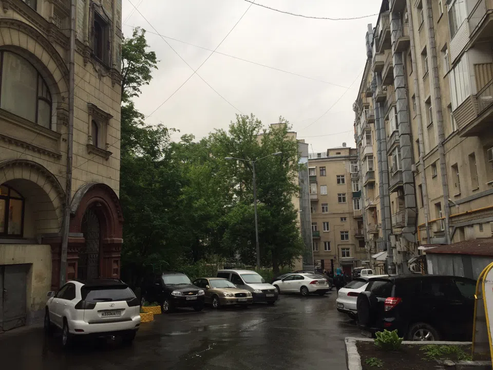 Сталинка с арками двора, фото 1