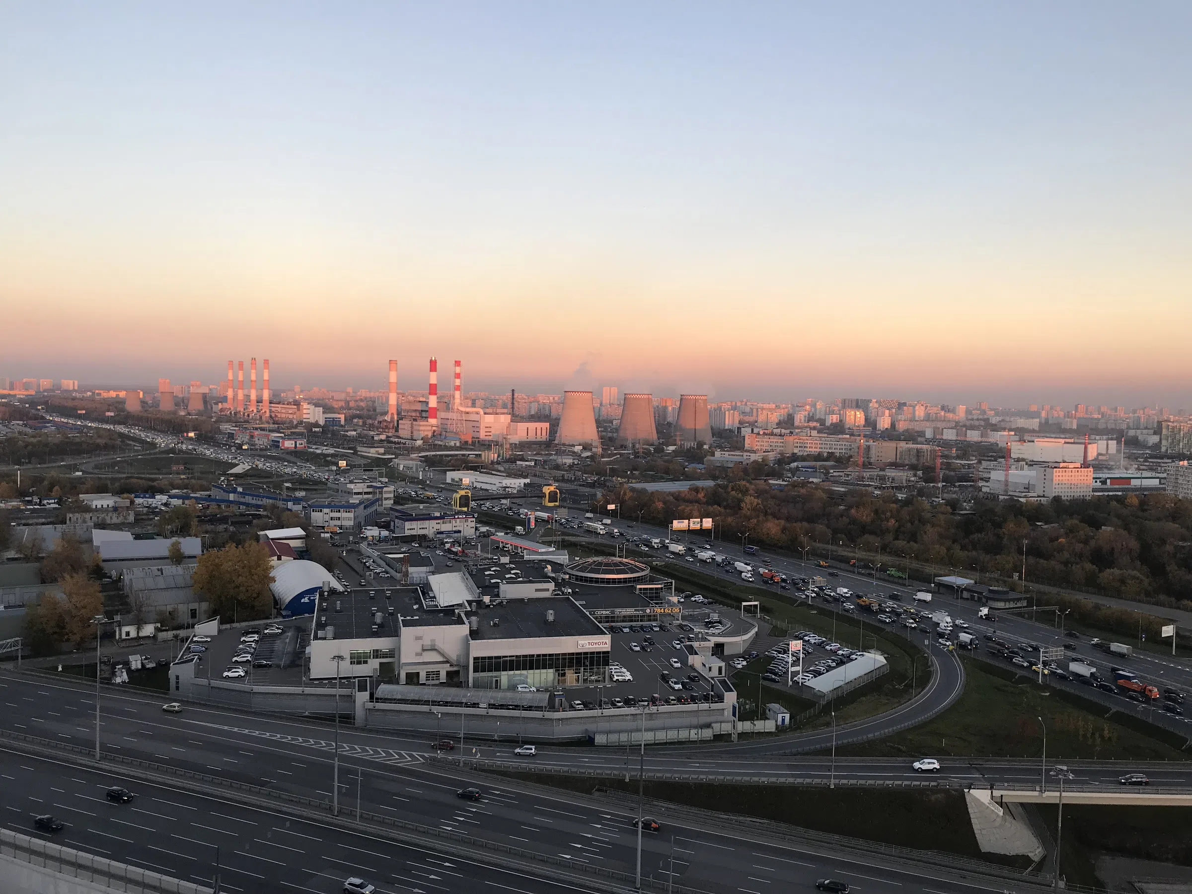 Парковка у жилого комплекса, фото 13