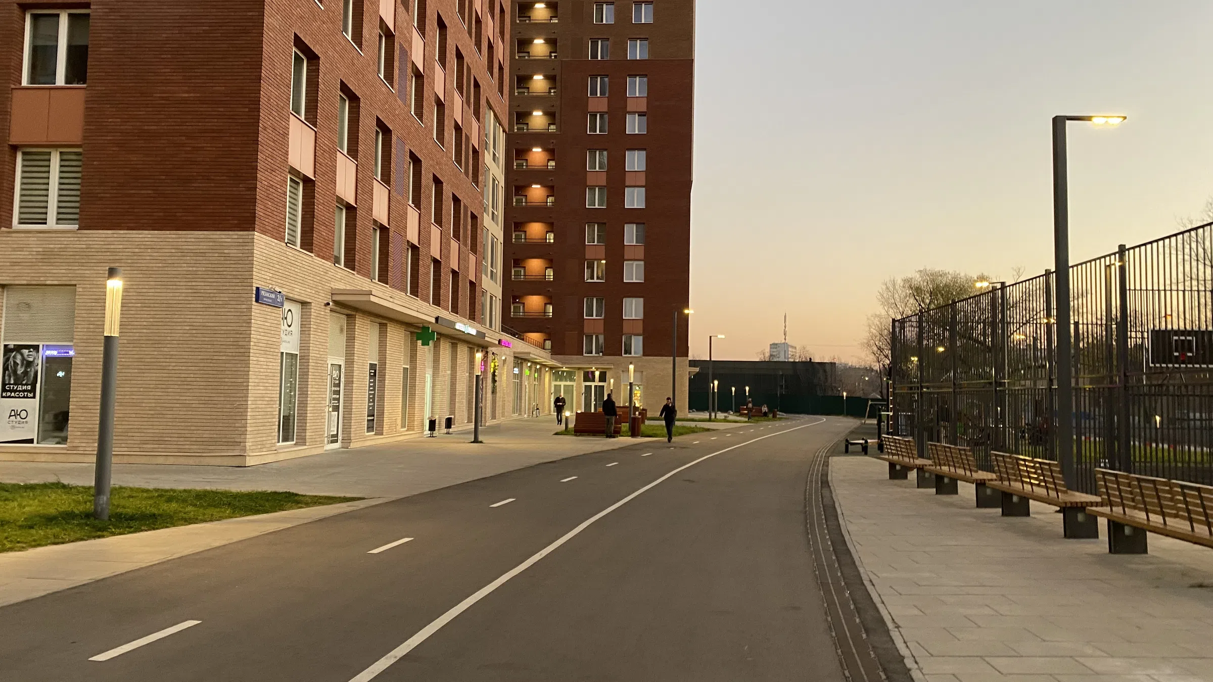 Парковка у многоэтажек, фото 11