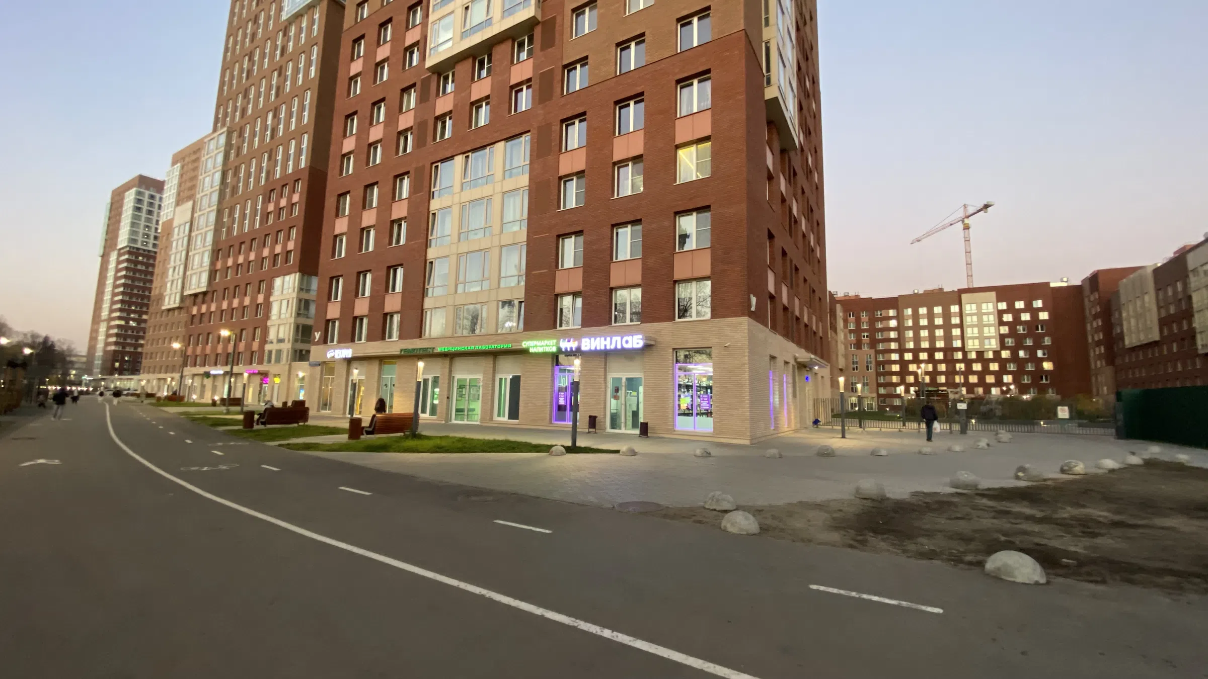 Парковка у многоэтажек, фото 18