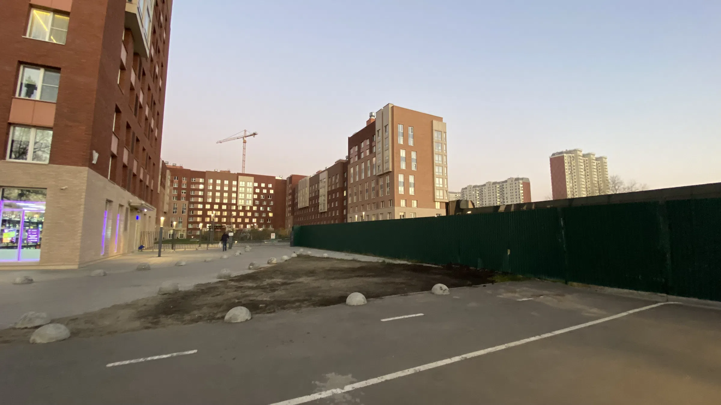 Парковка у многоэтажек, фото 19