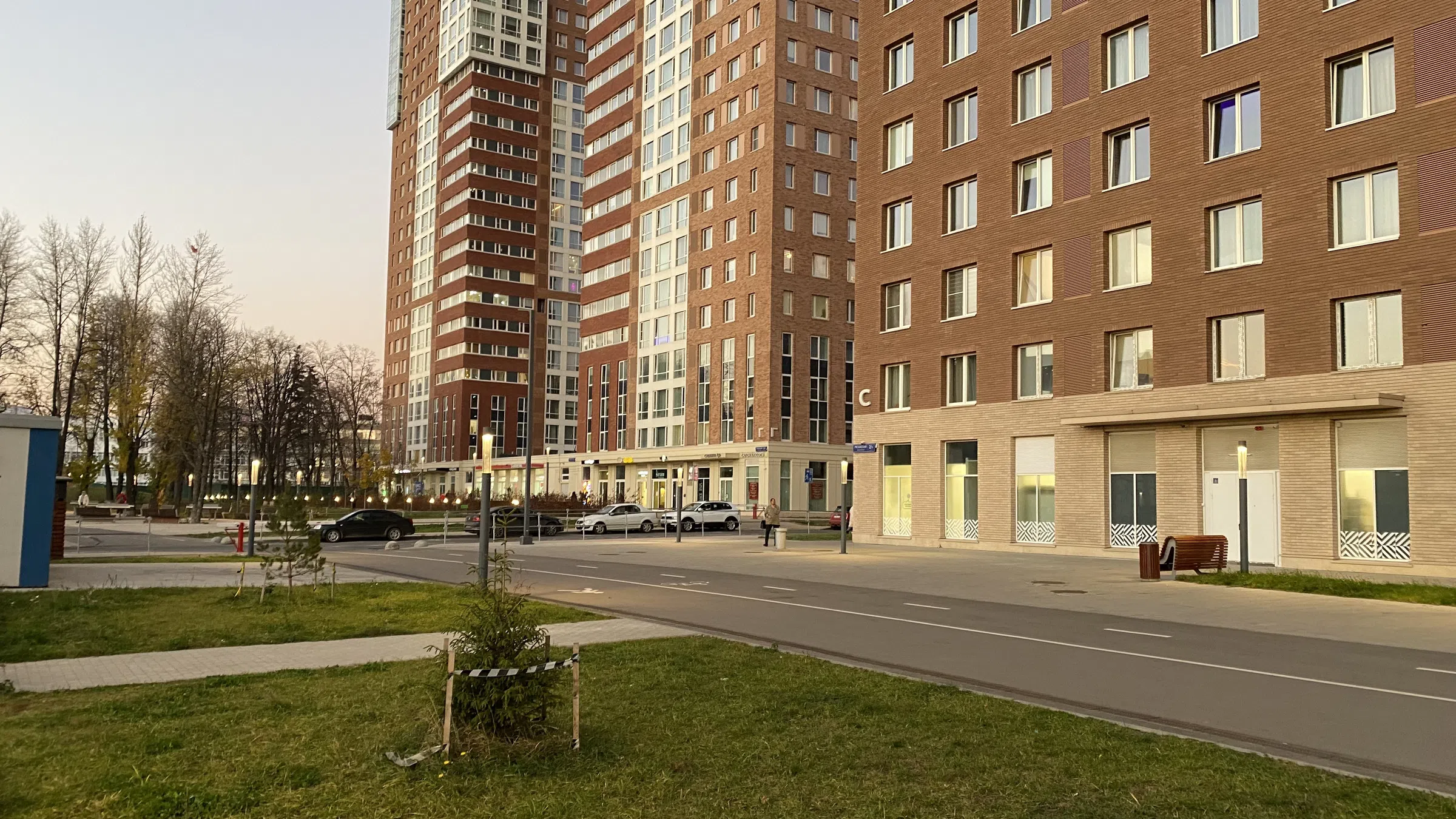 Парковка у многоэтажек, фото 7