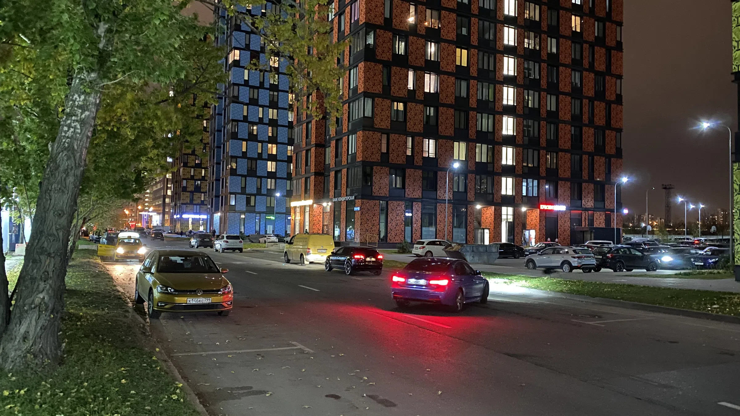 Новостройка у дороги, фото 3
