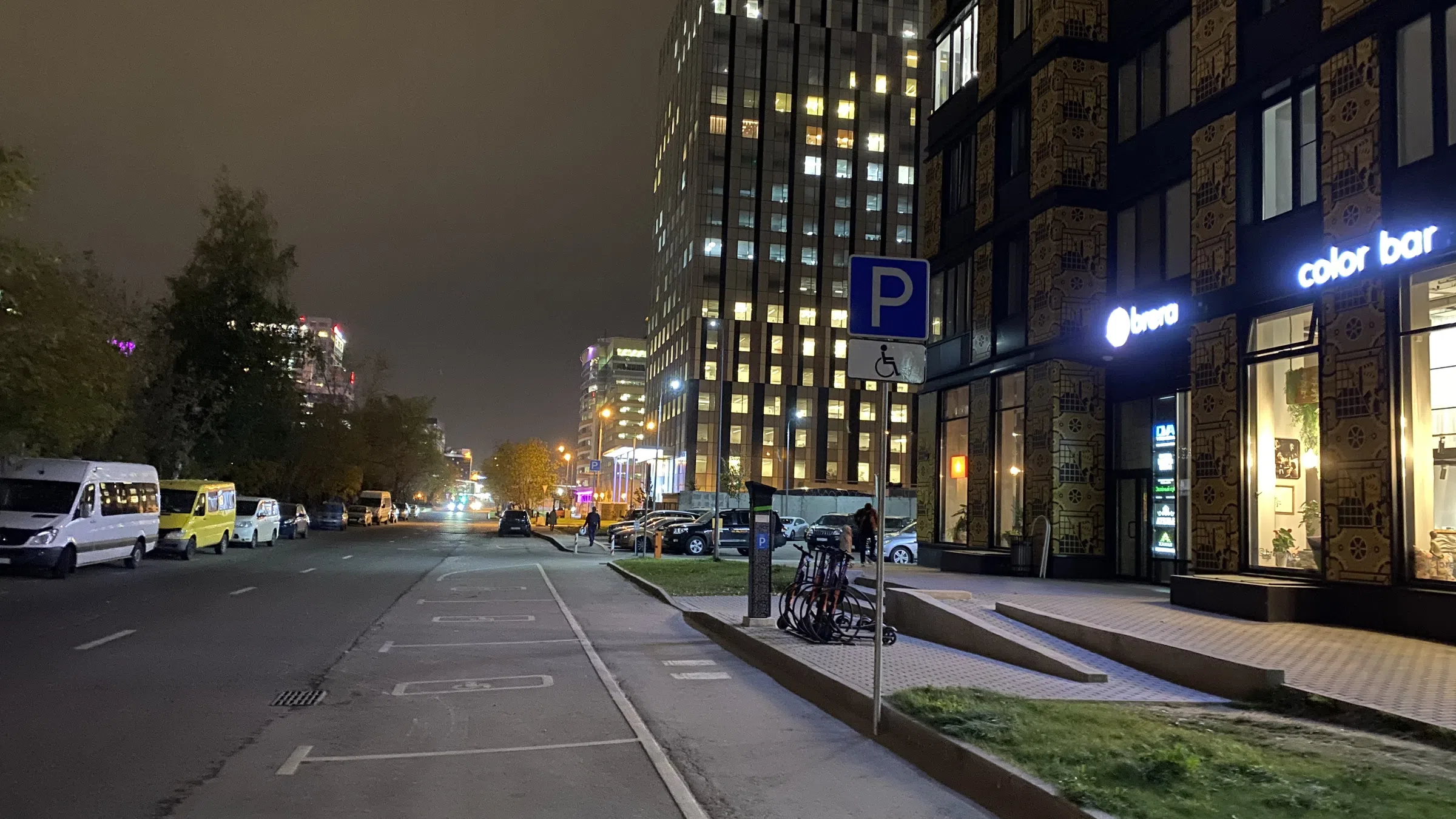 Новостройка у дороги, фото 17