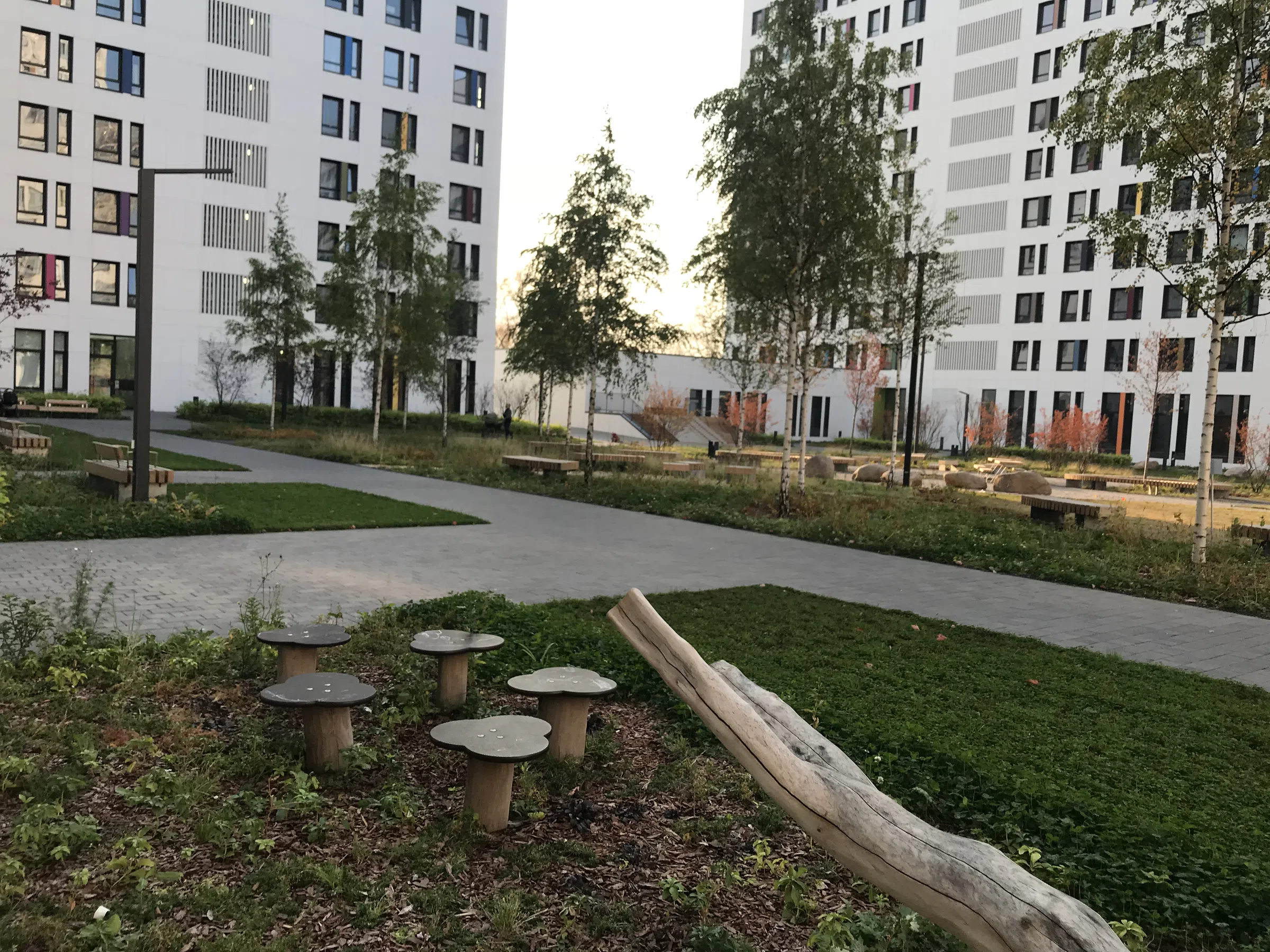 Ломаные фасады и двор, фото 17