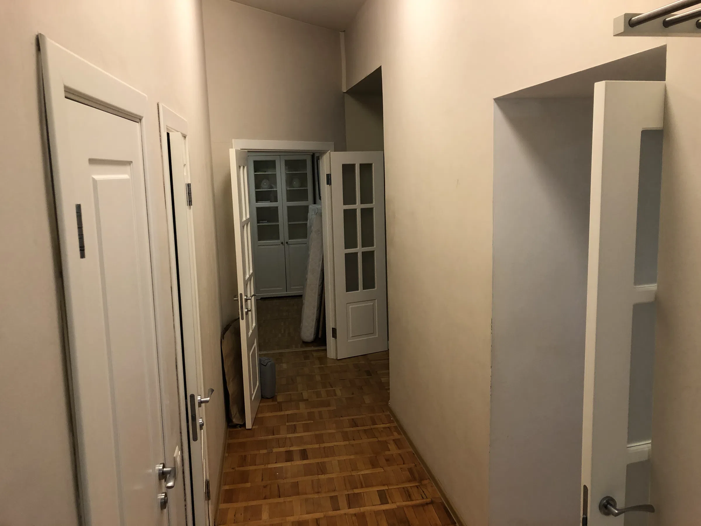 Берег у белых дверей, фото 1