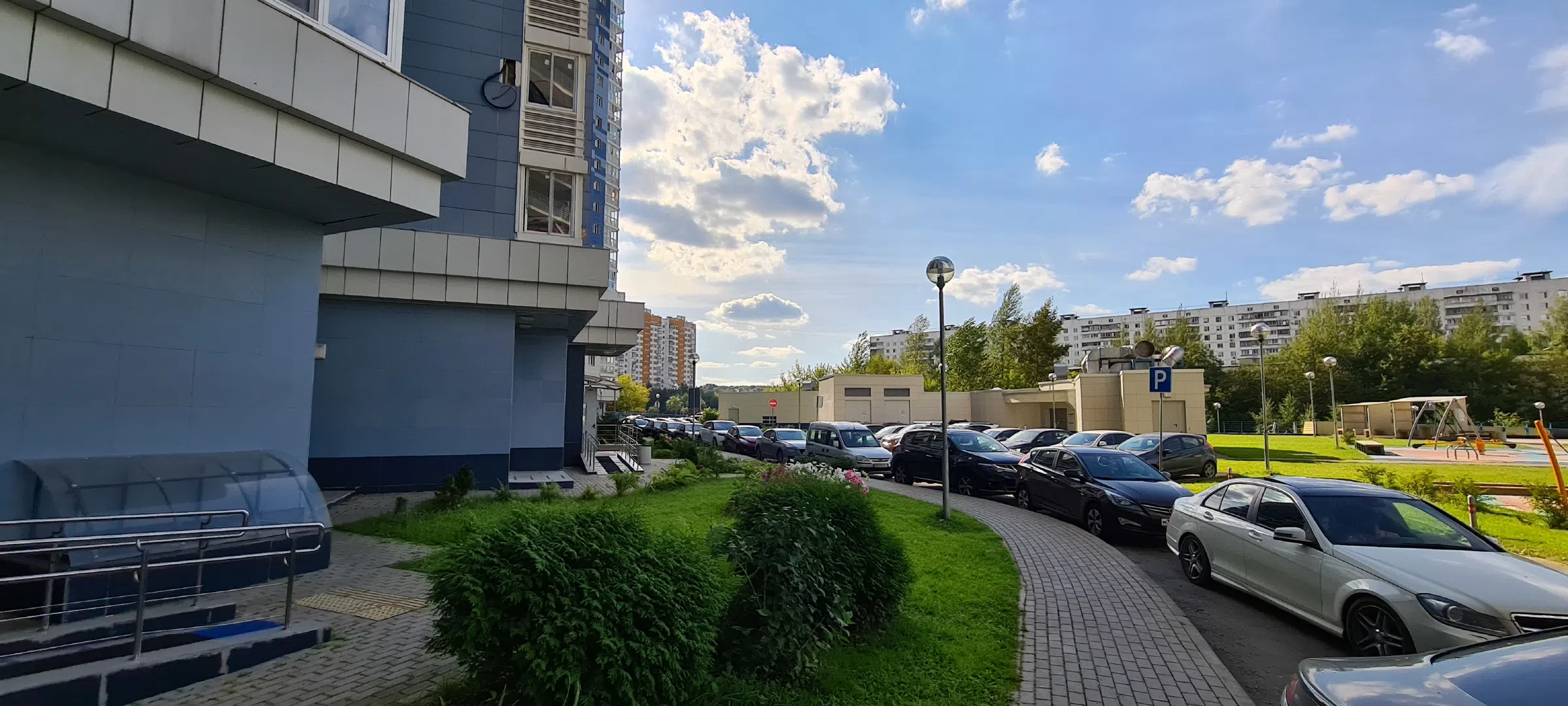 Длинный коридор с дверями, фото 24