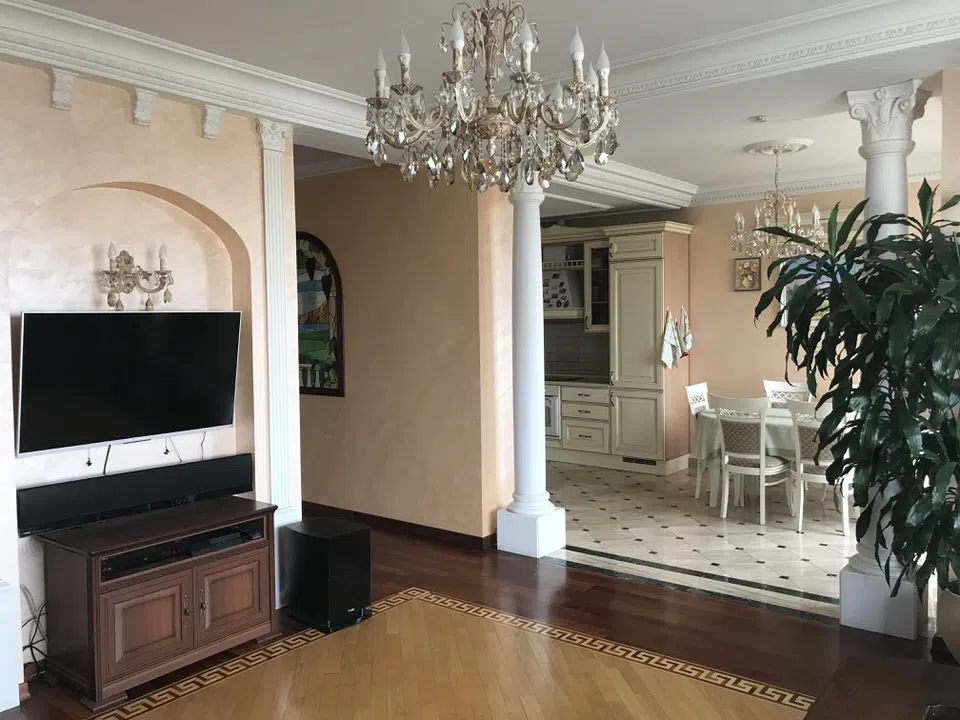 Классическая квартира с лоджиями, фото 11